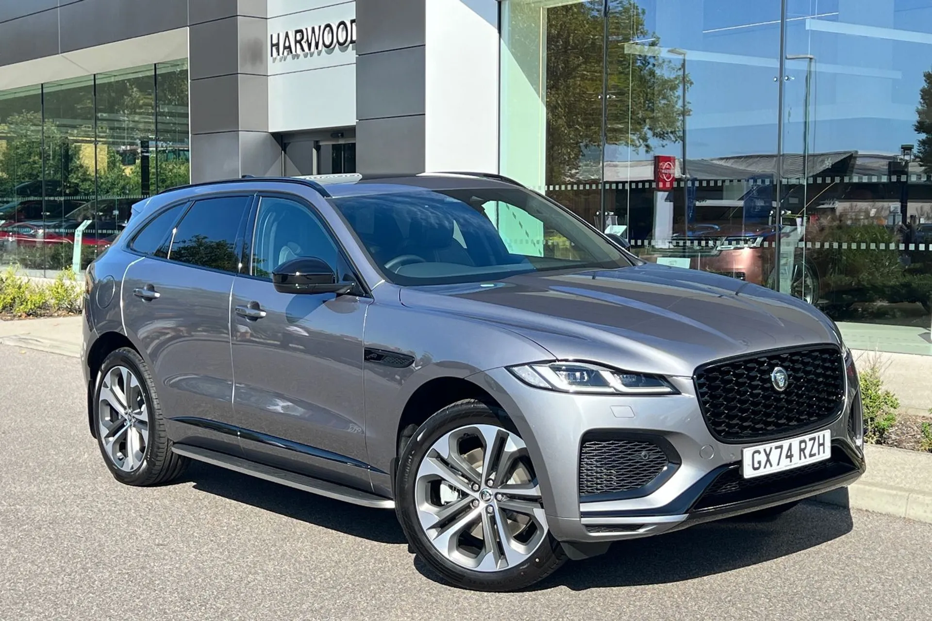 Jaguar F-Pace focused image