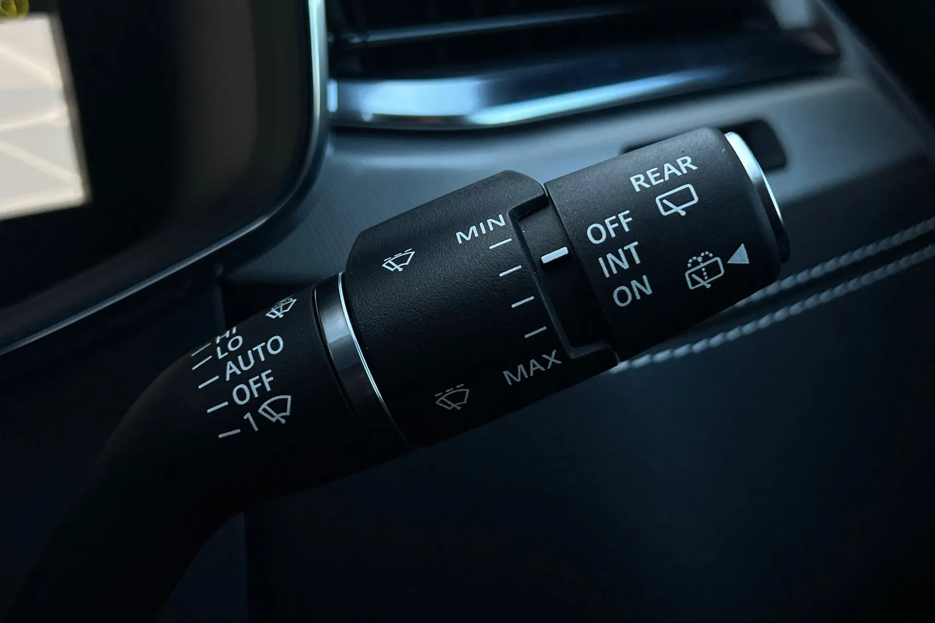 Jaguar F-Pace thumbnail image number 45