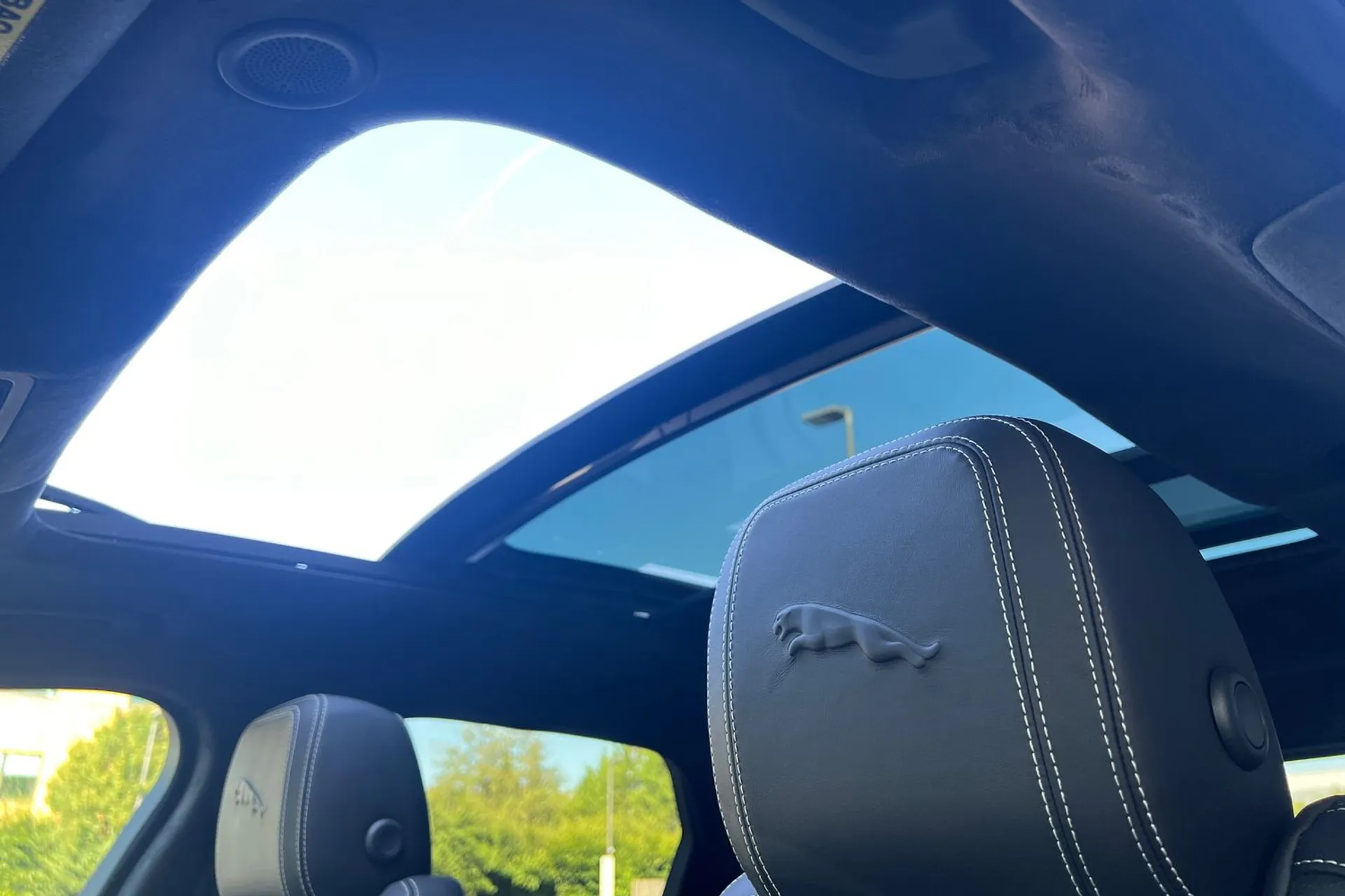 Jaguar F-Pace thumbnail image number 5
