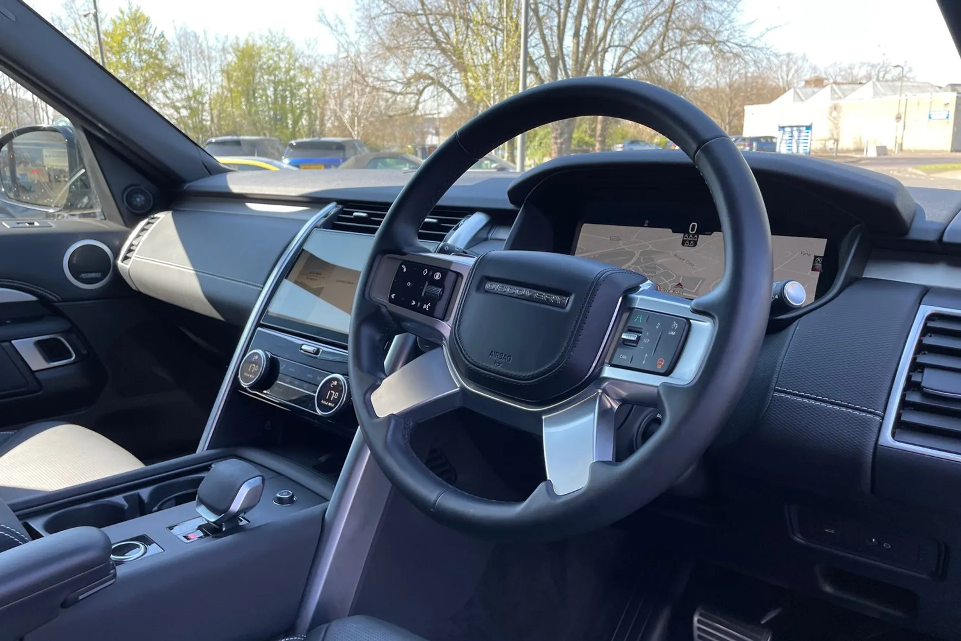 LAND ROVER DISCOVERY thumbnail image number 32