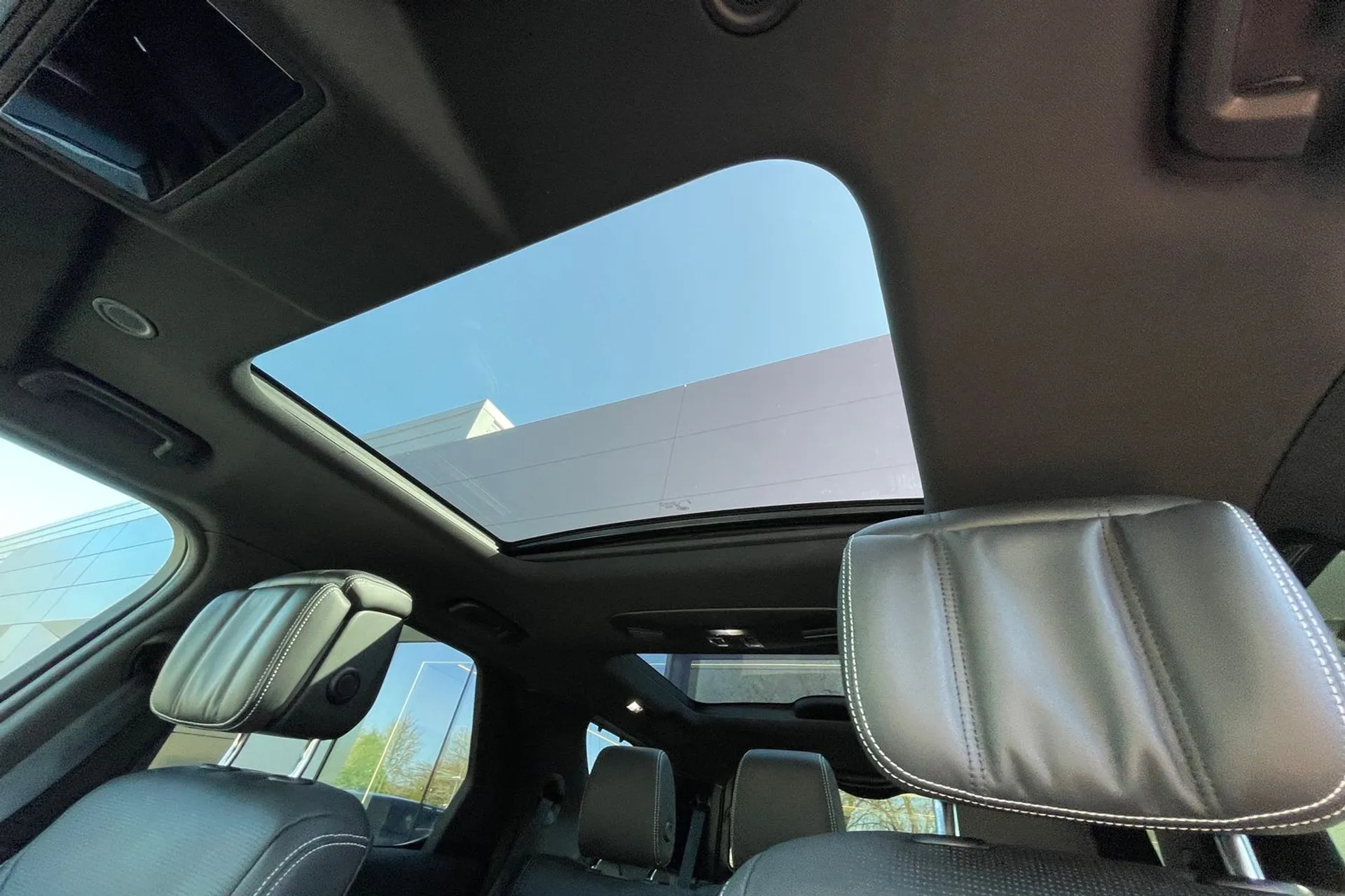 LAND ROVER DISCOVERY thumbnail image number 5