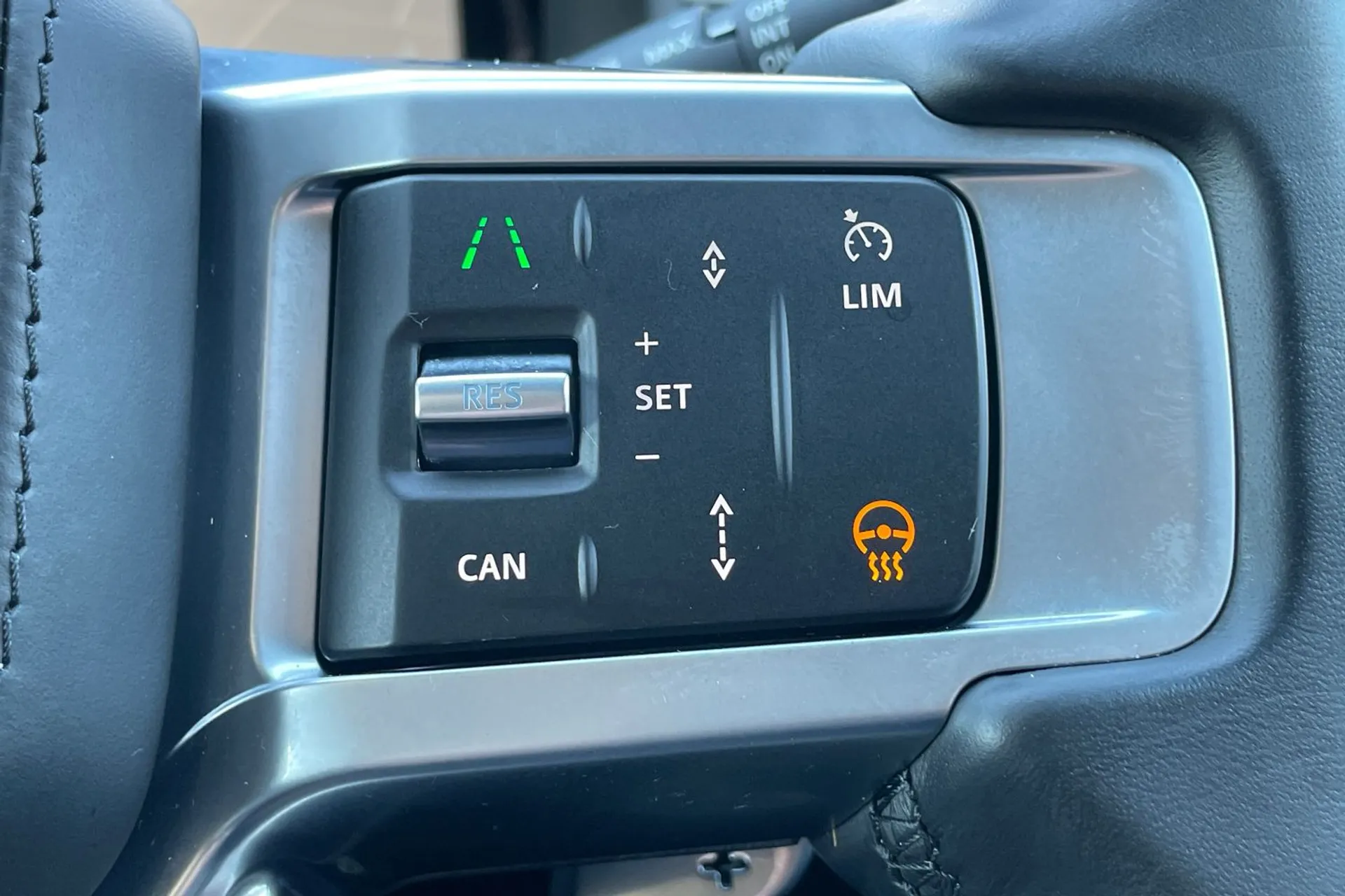 LAND ROVER DISCOVERY thumbnail image number 28