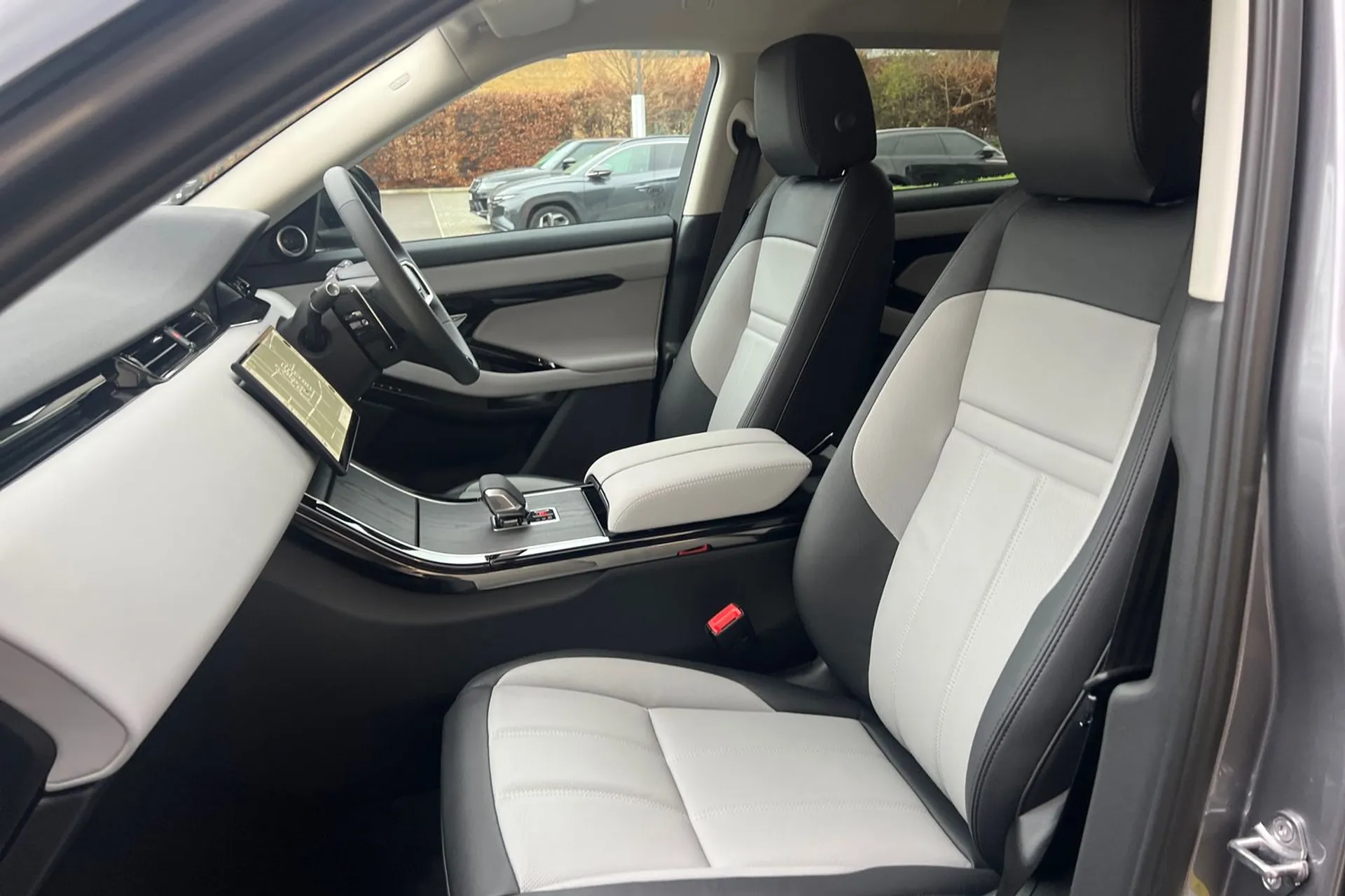 LAND ROVER RANGE ROVER EVOQUE thumbnail image number 47