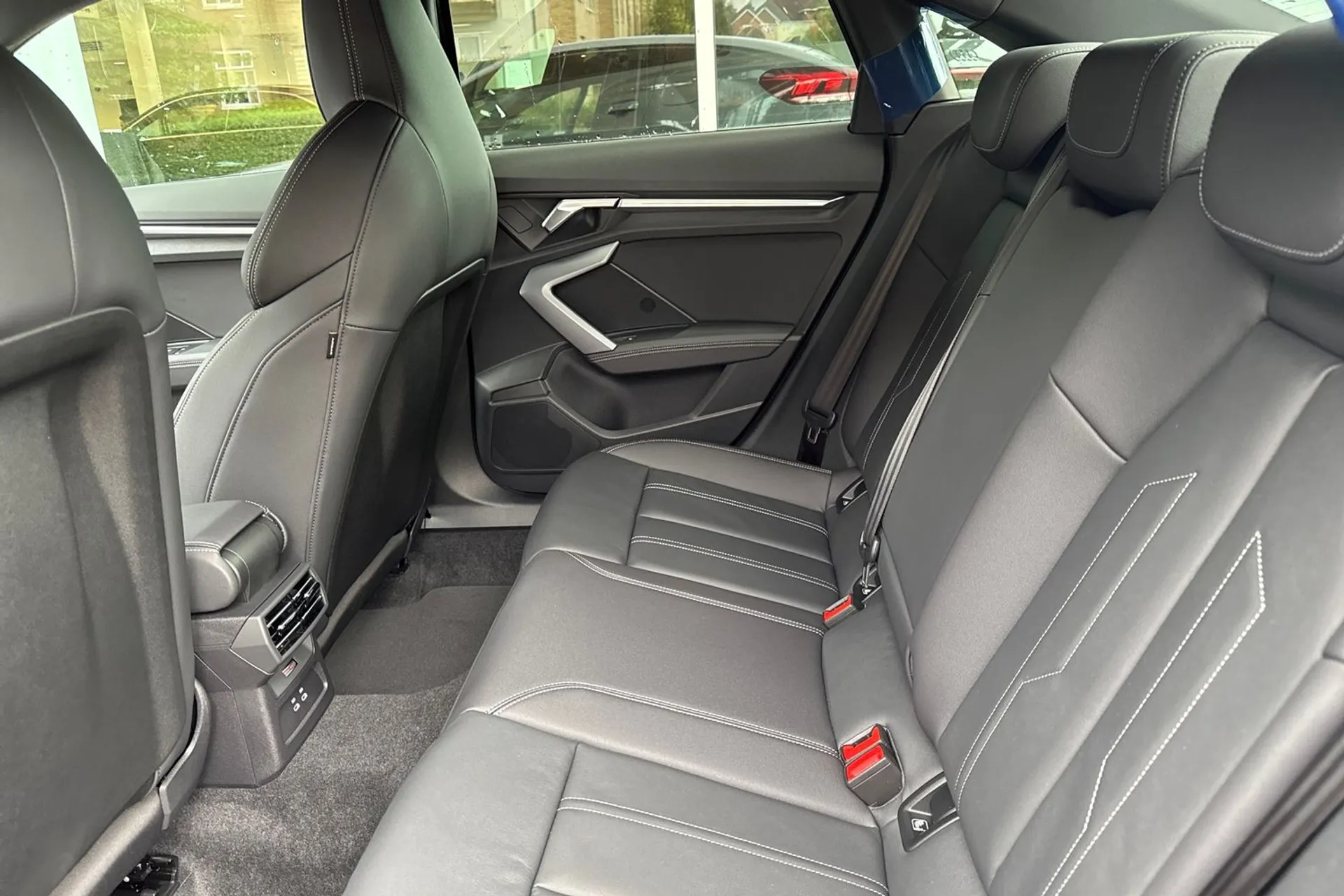 Audi A3 thumbnail image number 29