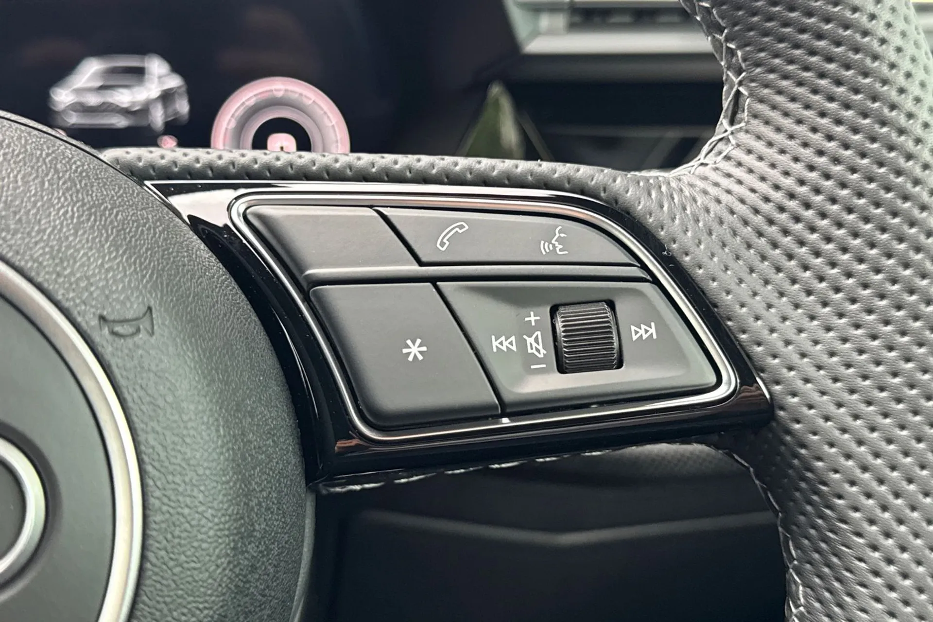 Audi A3 thumbnail image number 36