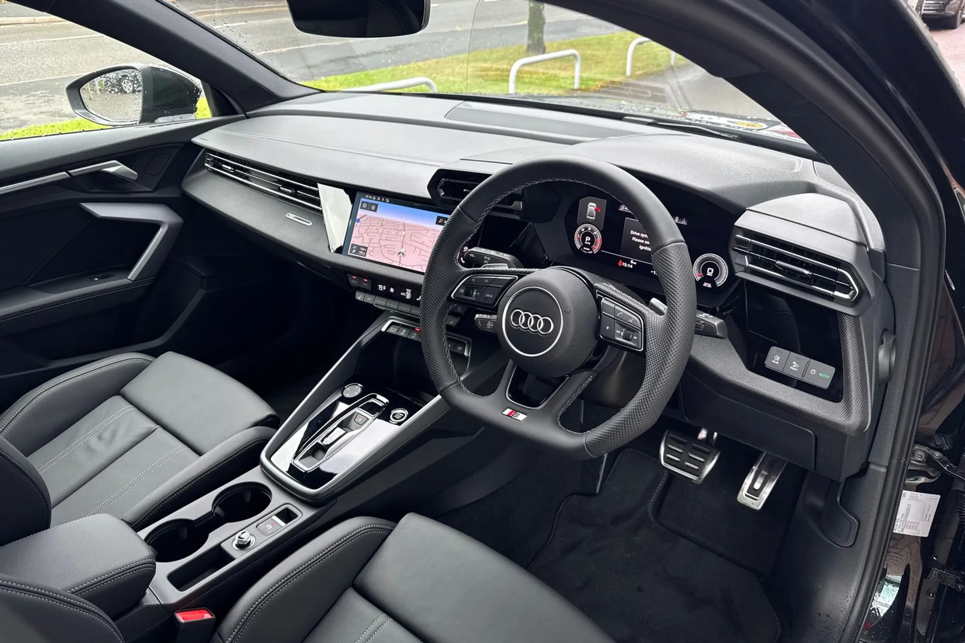 Audi A3 thumbnail image number 25