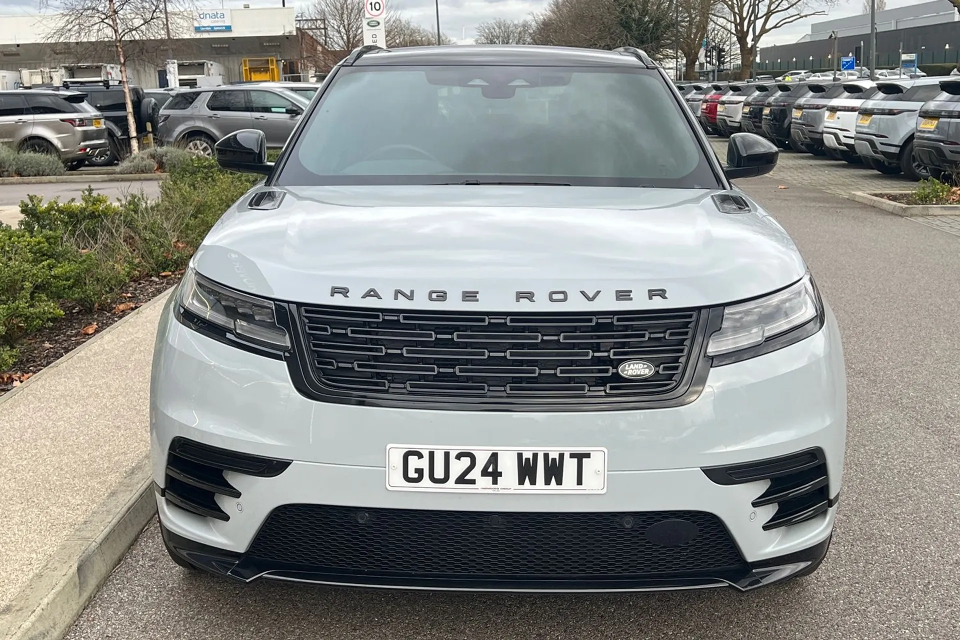 LAND ROVER RANGE ROVER VELAR thumbnail image number 18