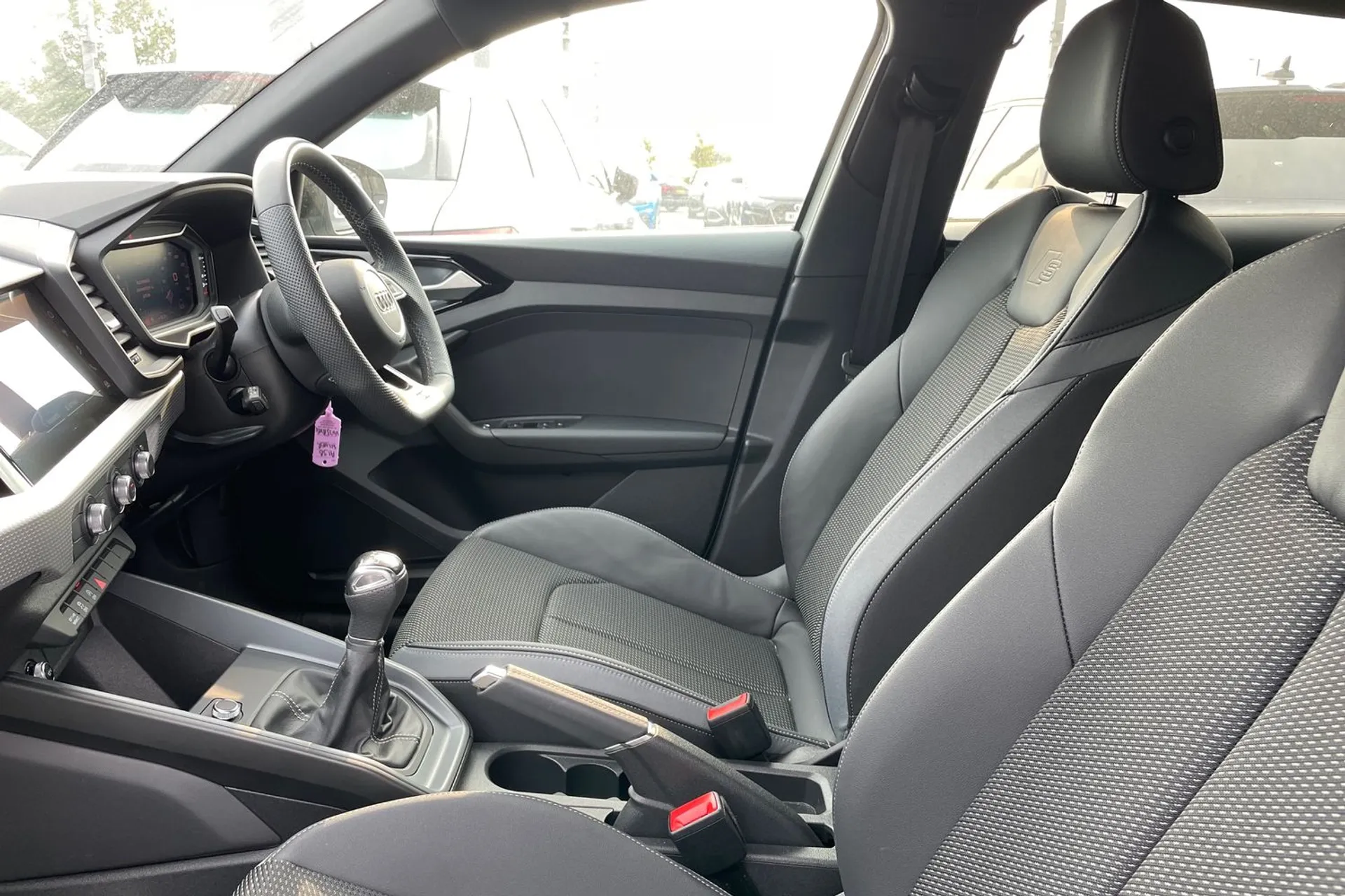 Audi A1 thumbnail image number 27