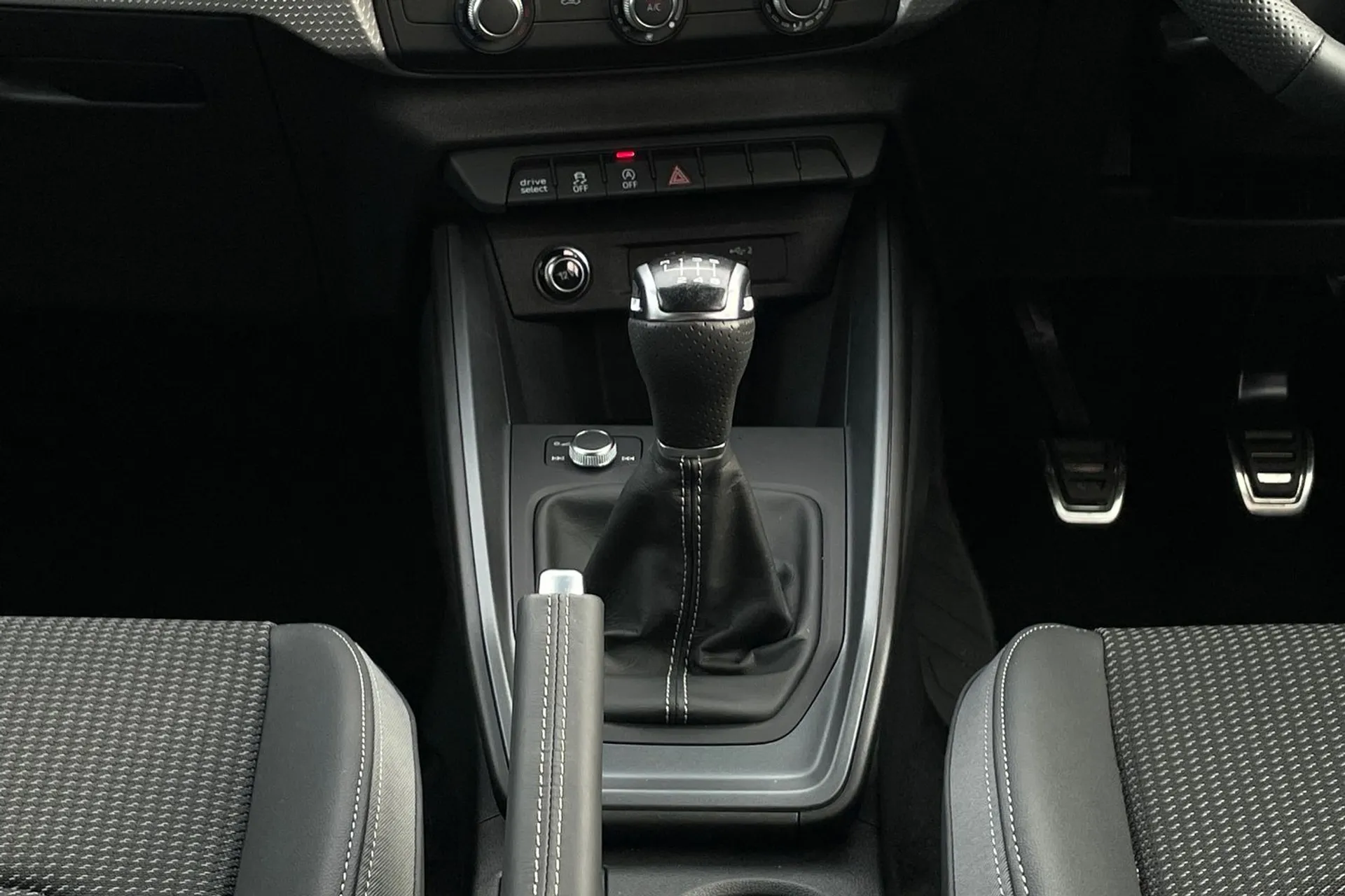 Audi A1 thumbnail image number 34