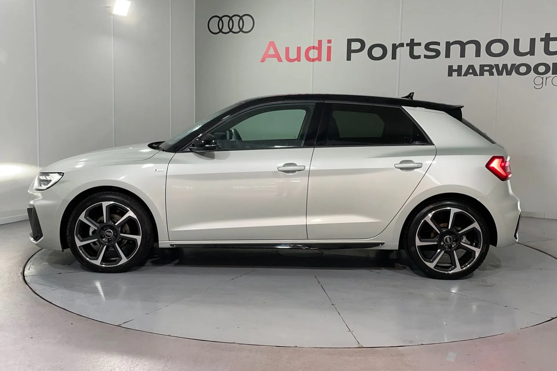 Audi A1 thumbnail image number 11