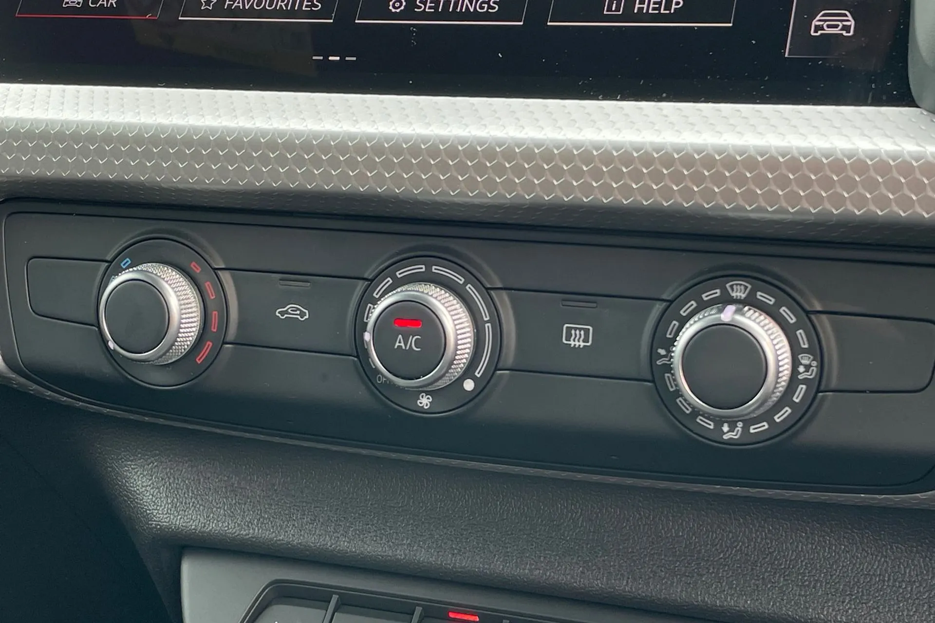 Audi A1 thumbnail image number 38
