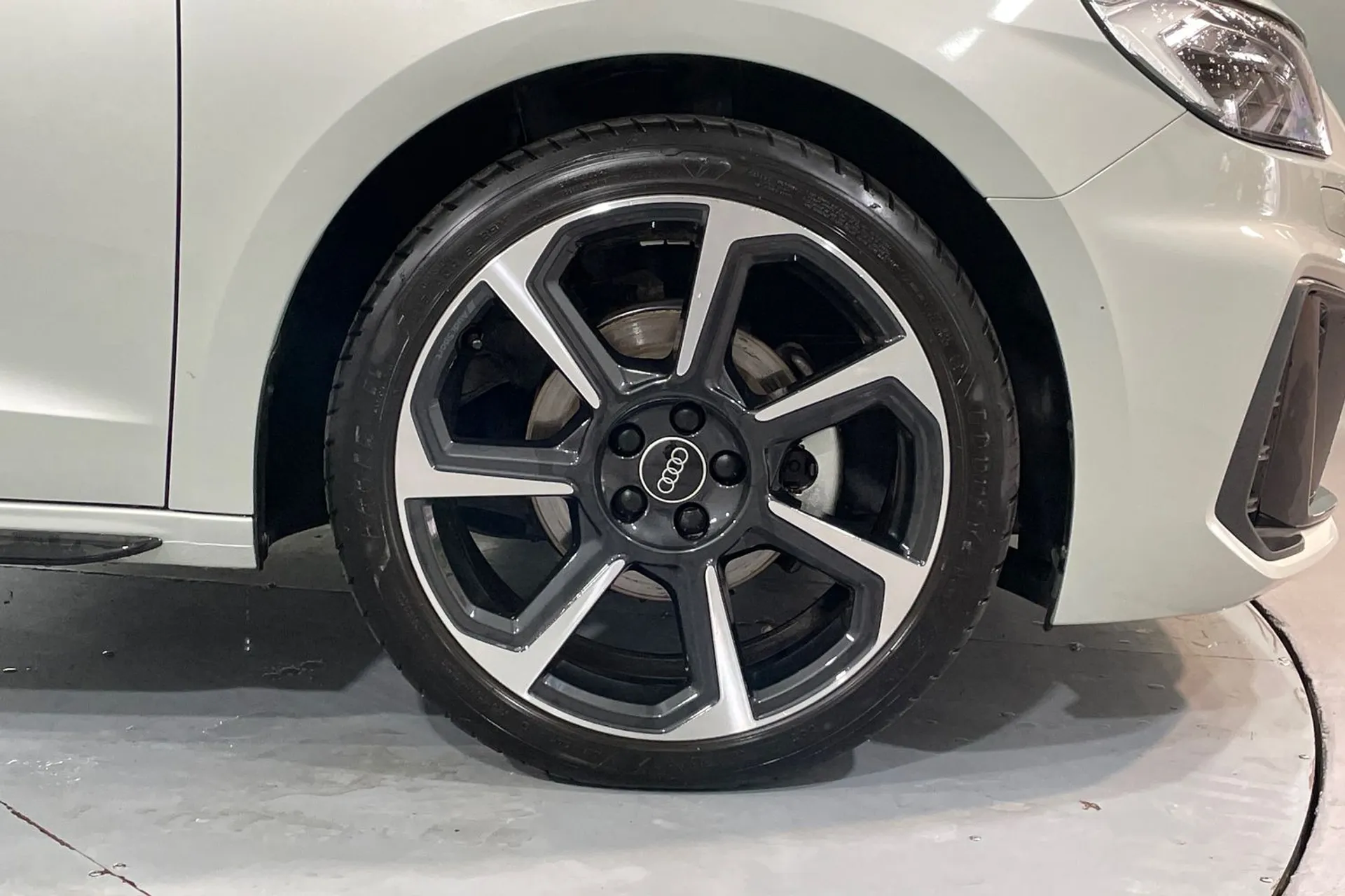 Audi A1 thumbnail image number 12