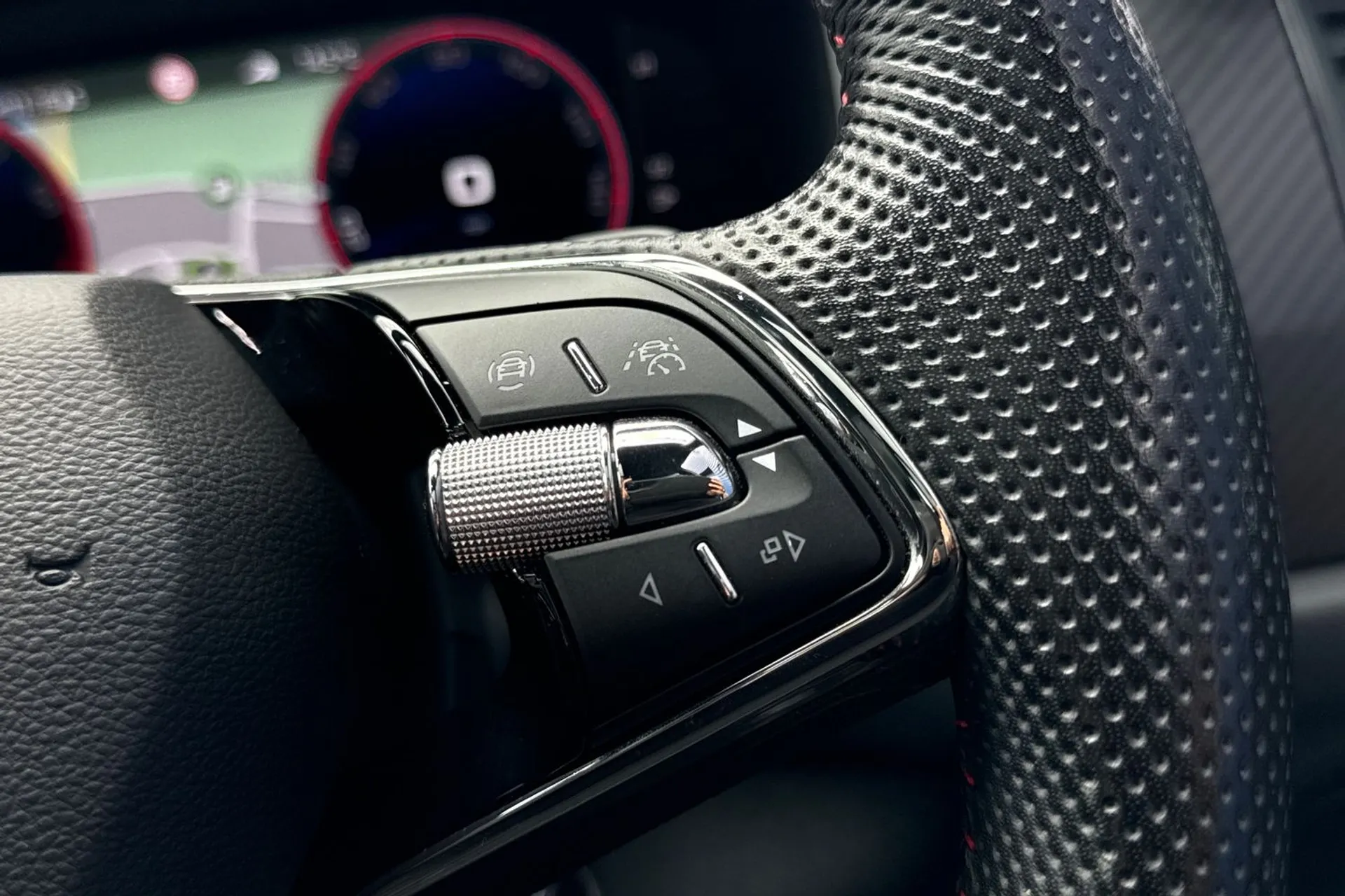 SKODA KODIAQ VRS TSI 4X4 S-A thumbnail image number 39