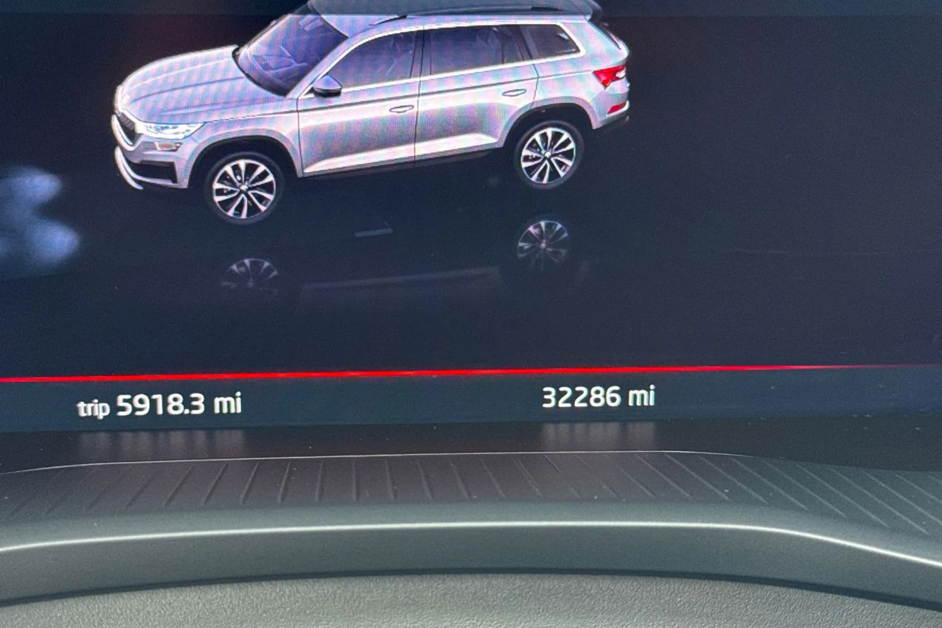 SKODA KODIAQ VRS TSI 4X4 S-A thumbnail image number 43
