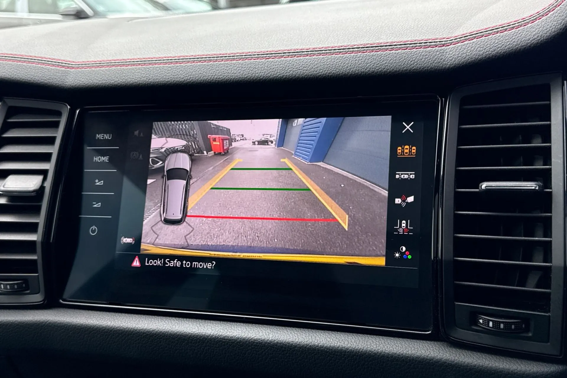 SKODA KODIAQ VRS TSI 4X4 S-A thumbnail image number 4