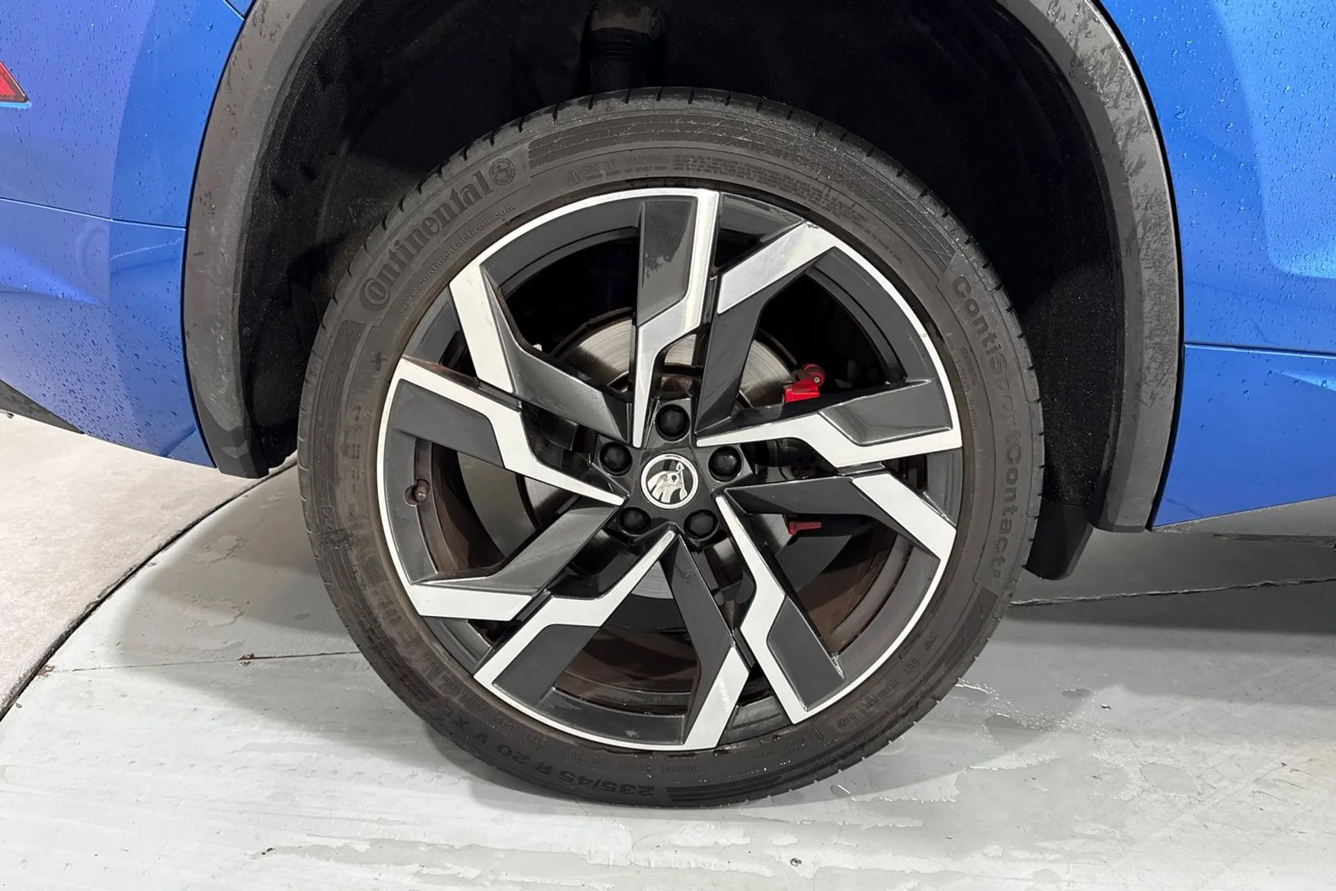 SKODA KODIAQ VRS TSI 4X4 S-A thumbnail image number 13