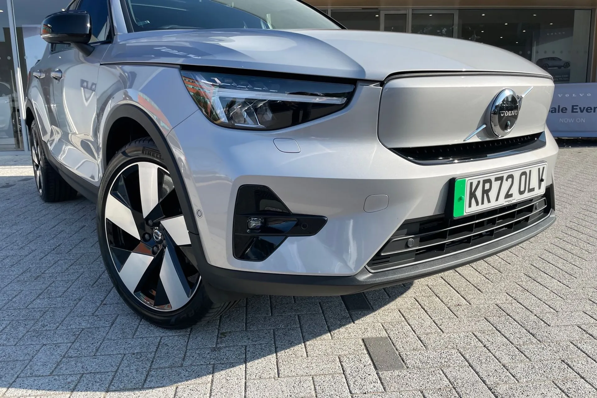 Volvo XC40 thumbnail image number 7