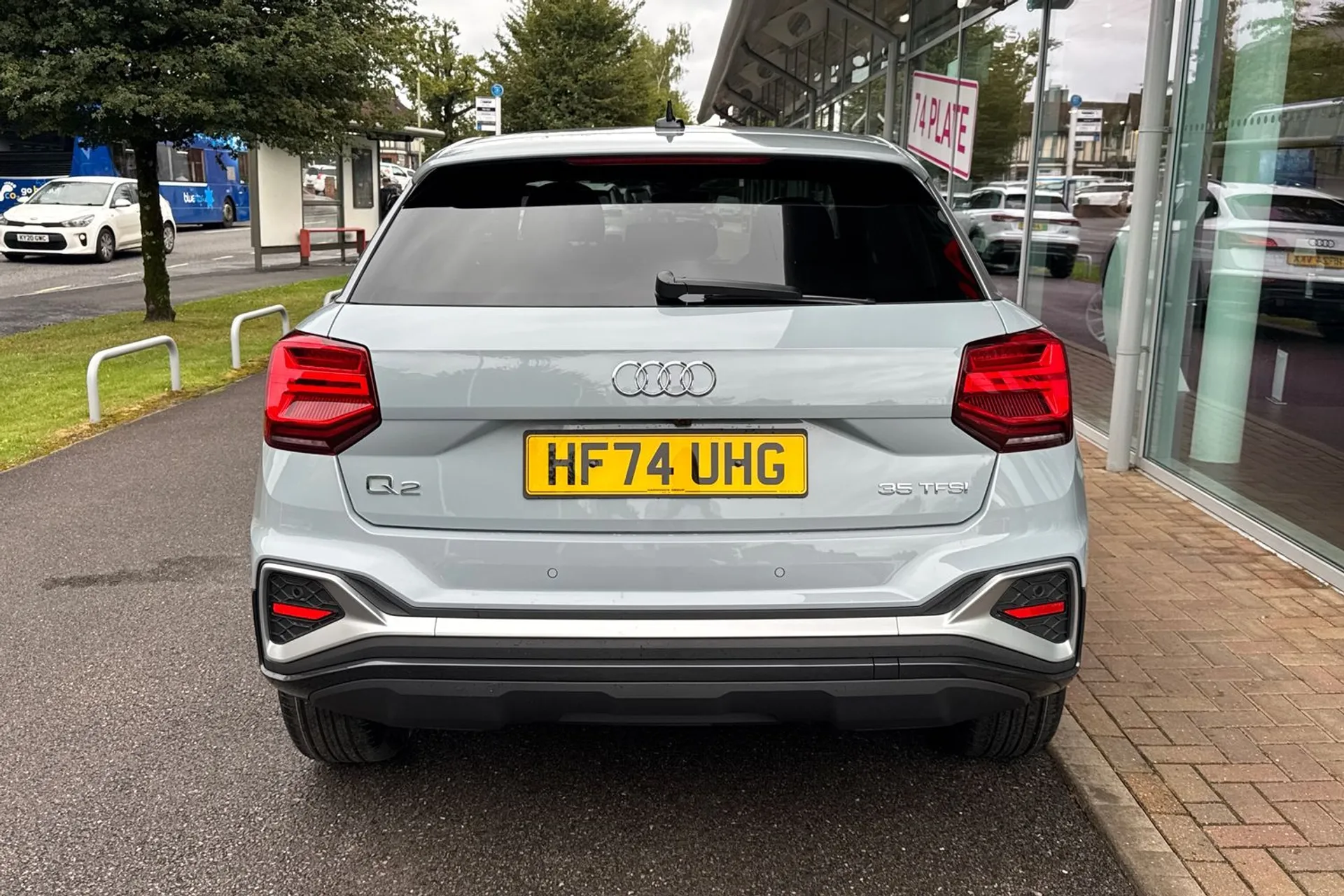 Audi Q2 thumbnail image number 6