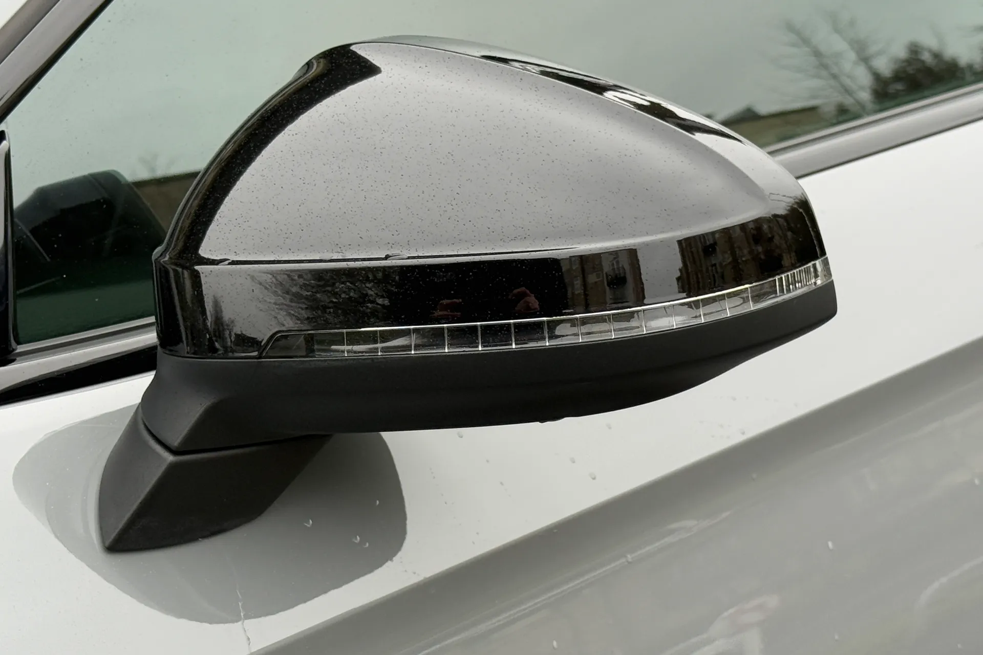 Audi RS5 thumbnail image number 60