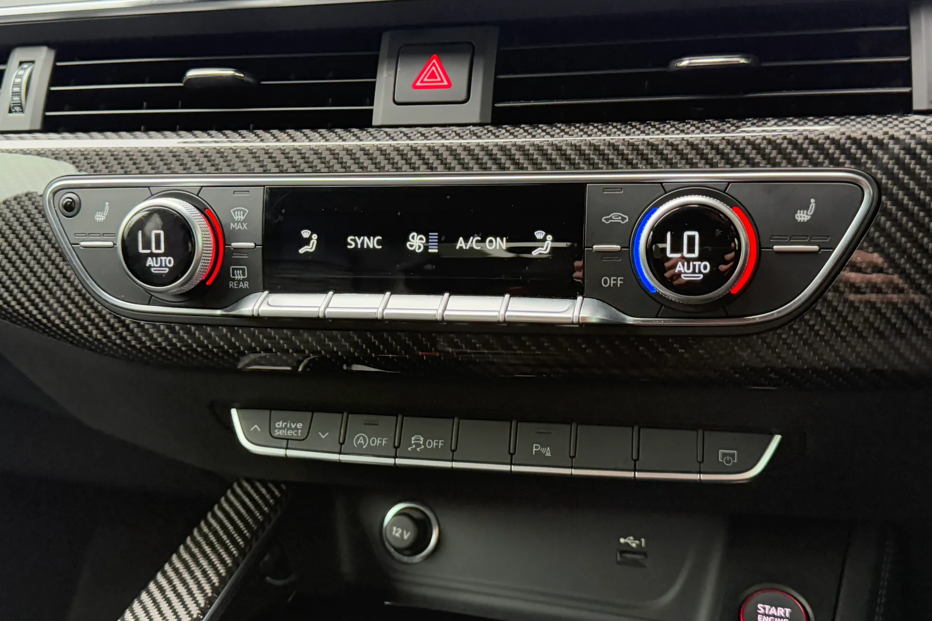 Audi RS5 thumbnail image number 24