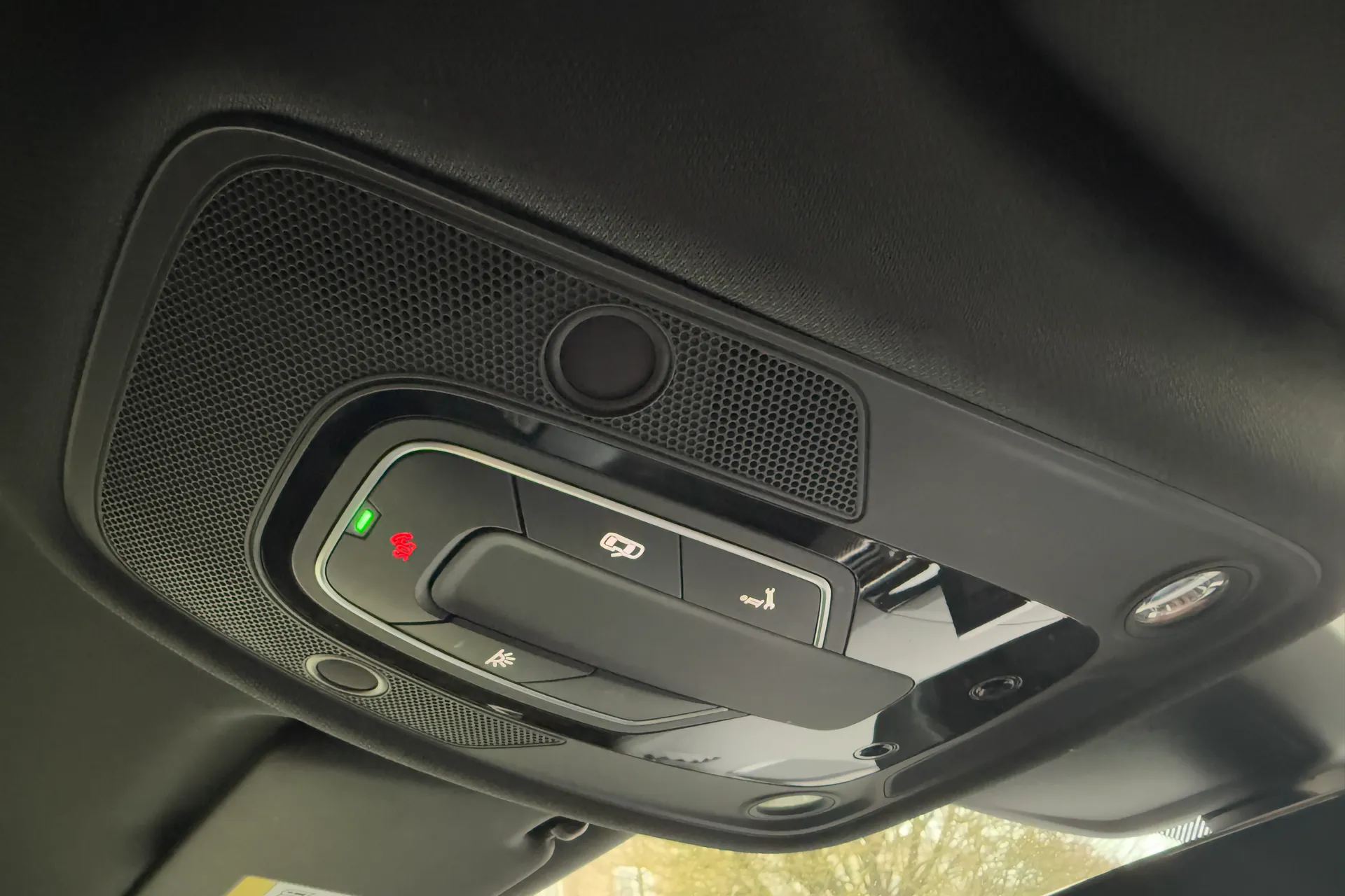 Audi RS5 thumbnail image number 35