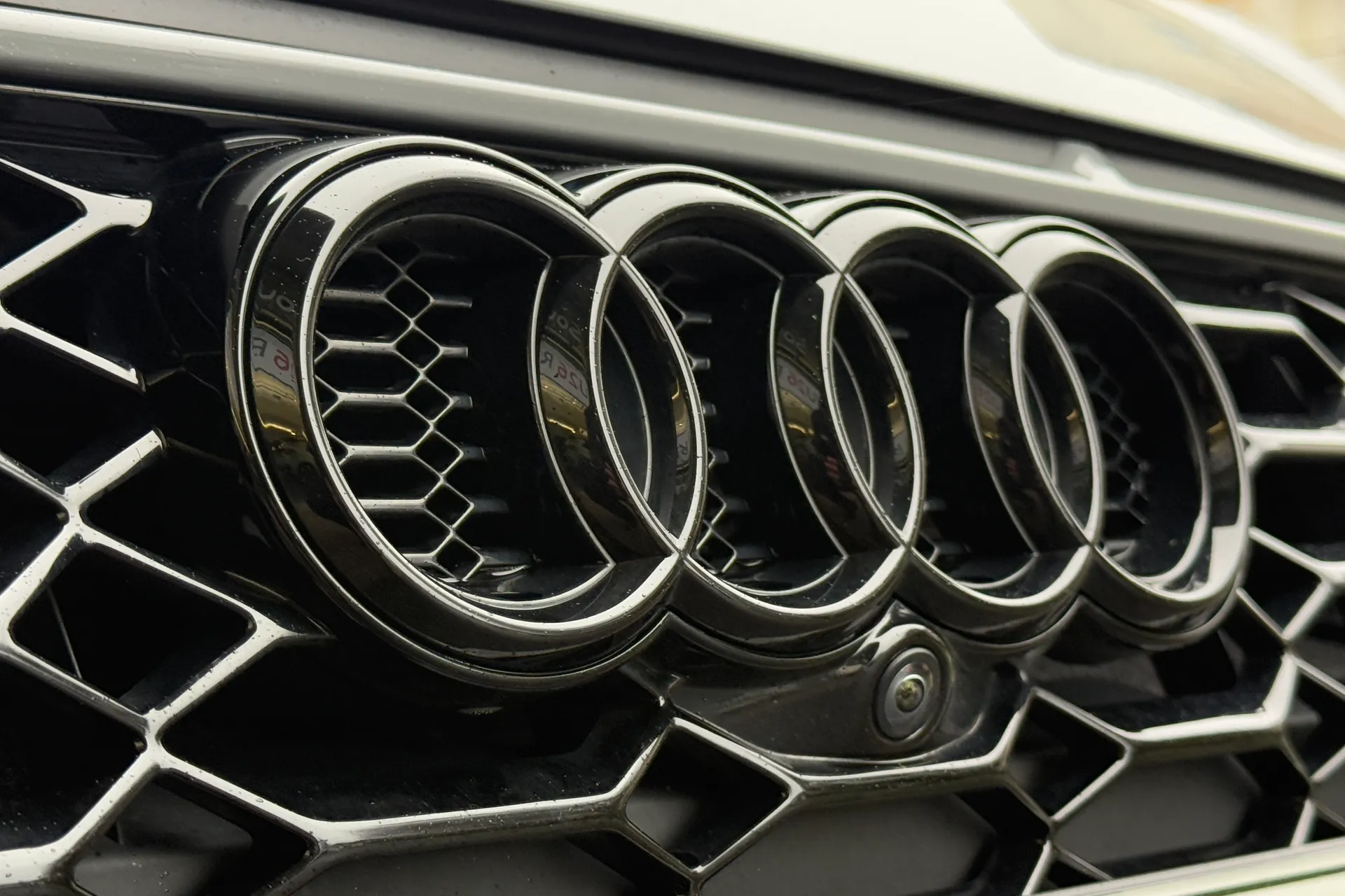 Audi RS5 thumbnail image number 64