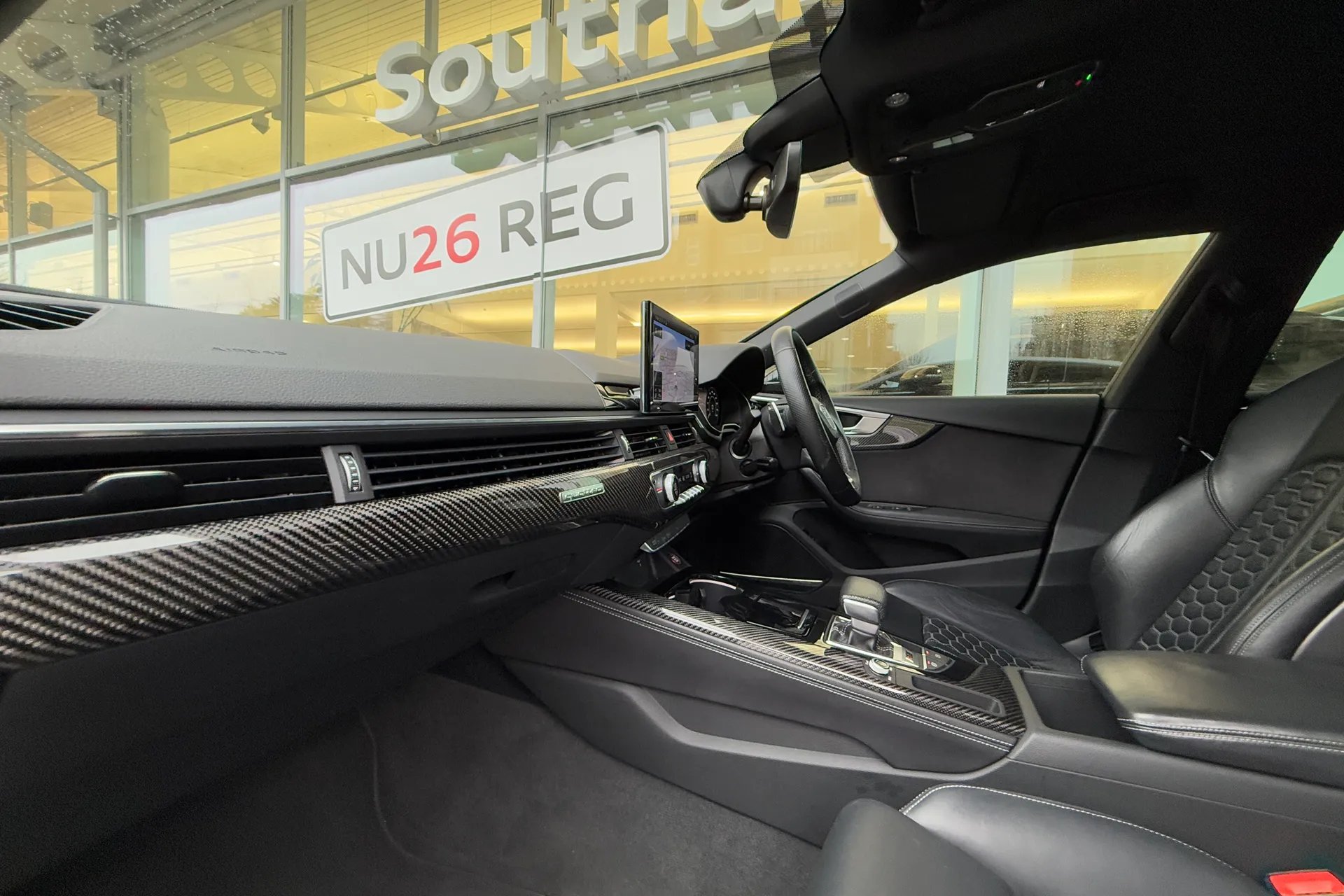 Audi RS5 thumbnail image number 11