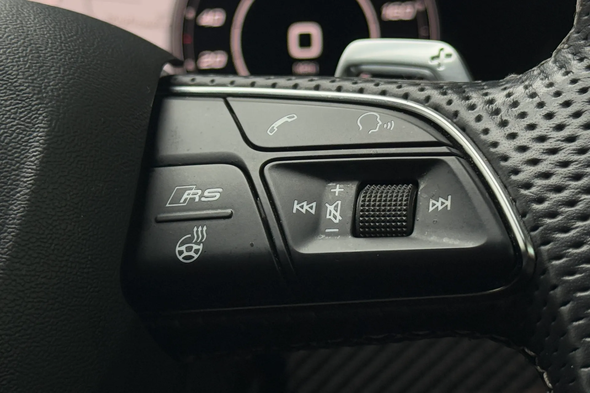 Audi RS5 thumbnail image number 17