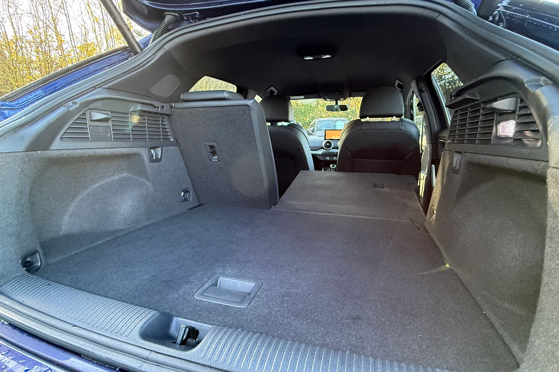 Audi Q2 thumbnail image number 29