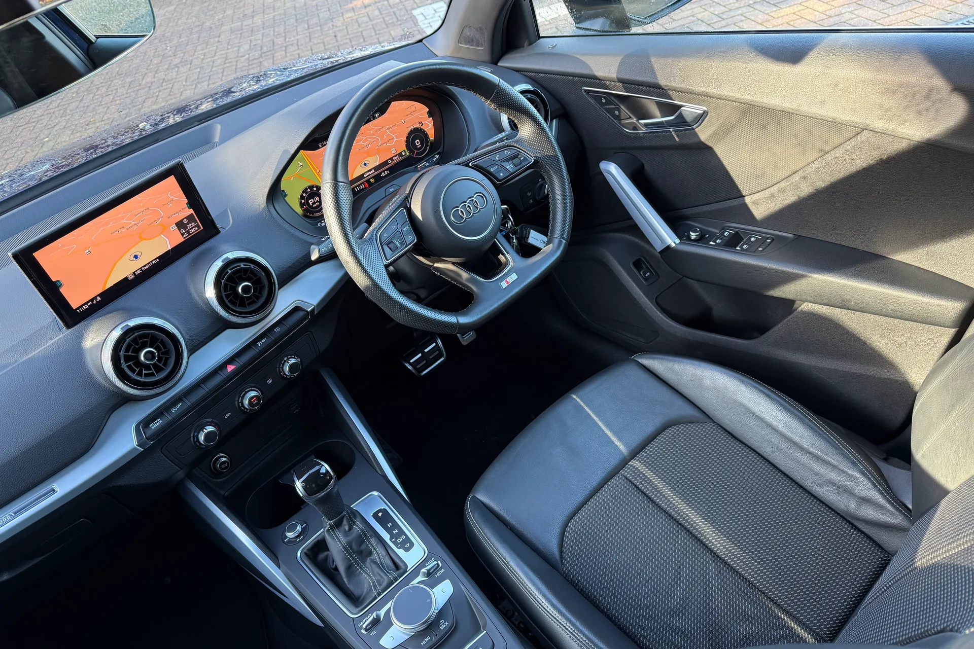 Audi Q2 thumbnail image number 40