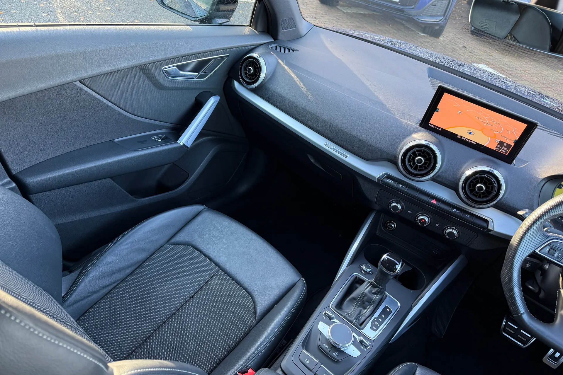 Audi Q2 thumbnail image number 38