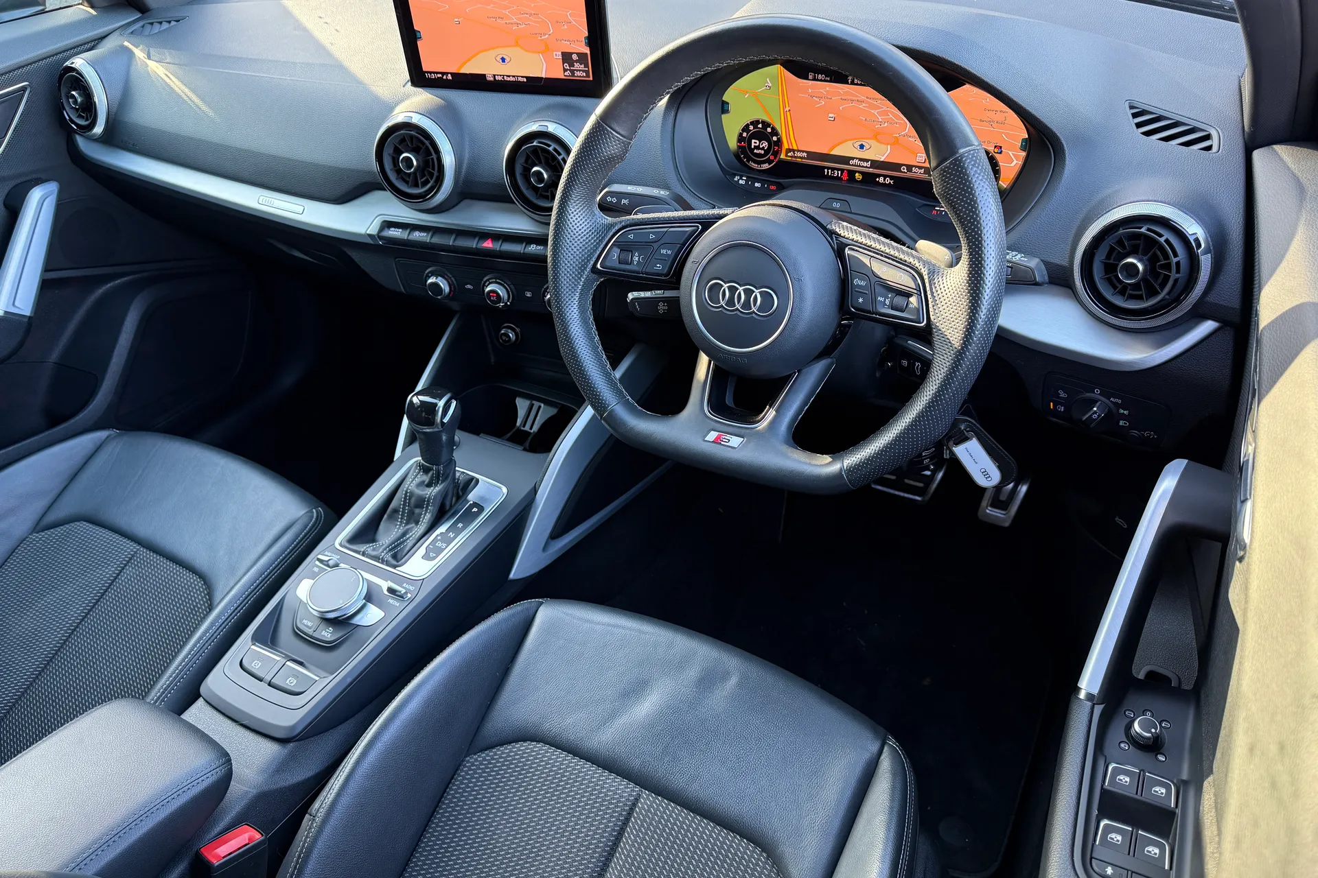 Audi Q2 thumbnail image number 14