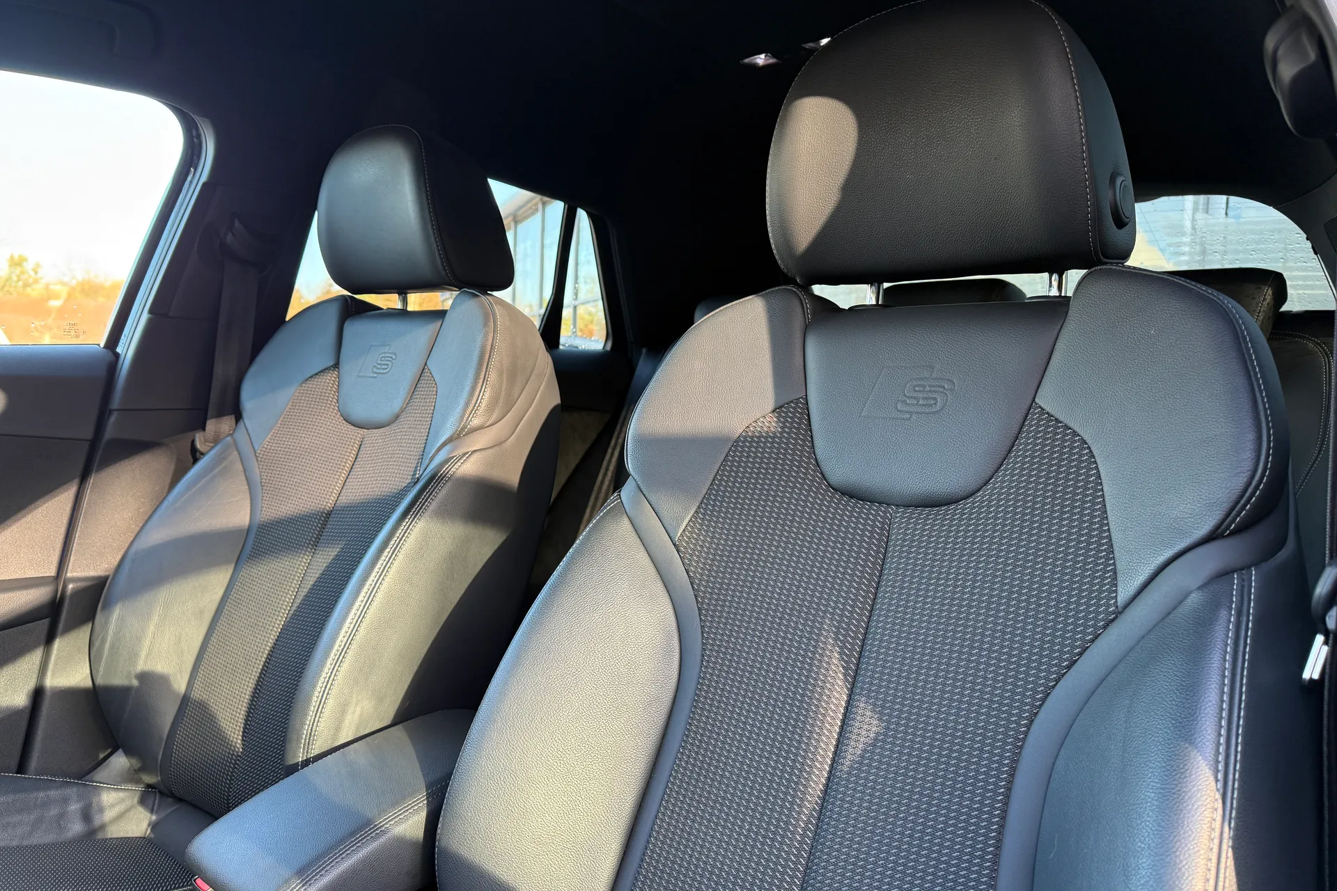 Audi Q2 thumbnail image number 19