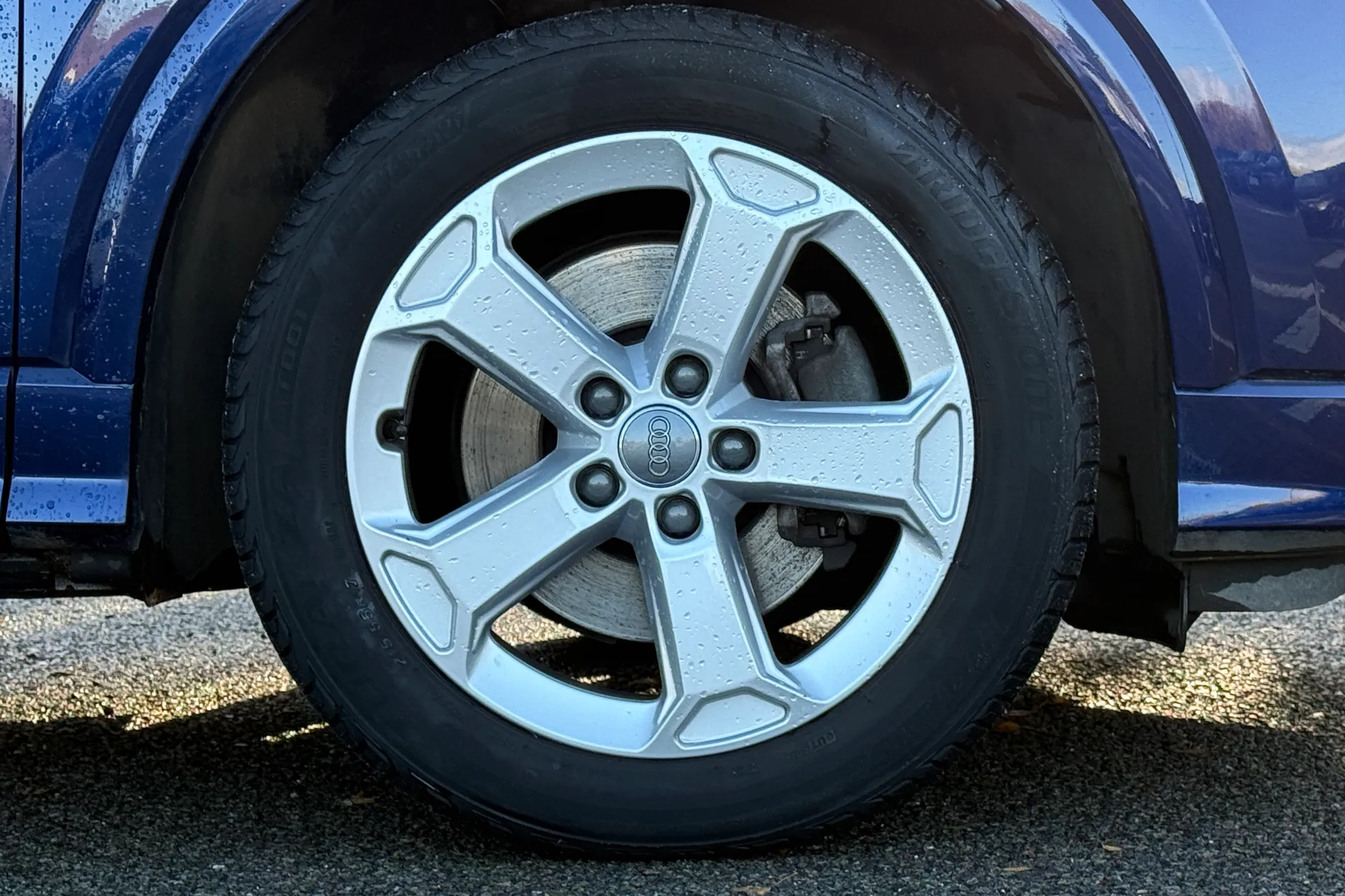 Audi Q2 thumbnail image number 23