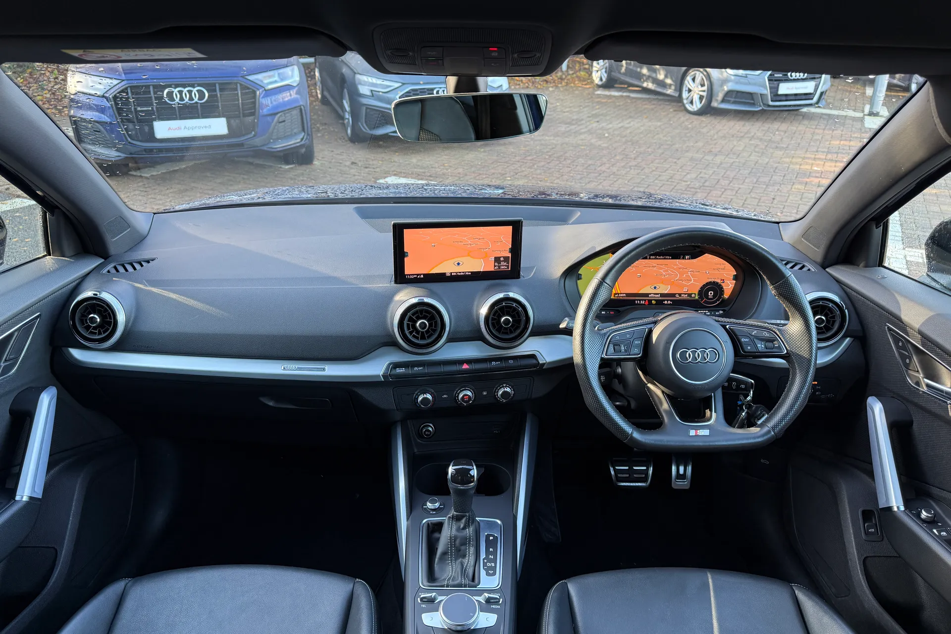 Audi Q2 thumbnail image number 3