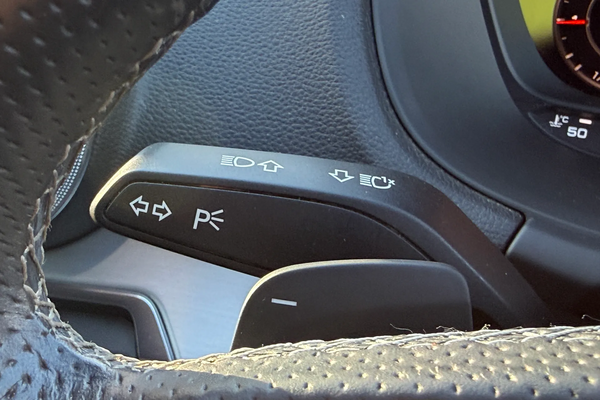 Audi Q2 thumbnail image number 60