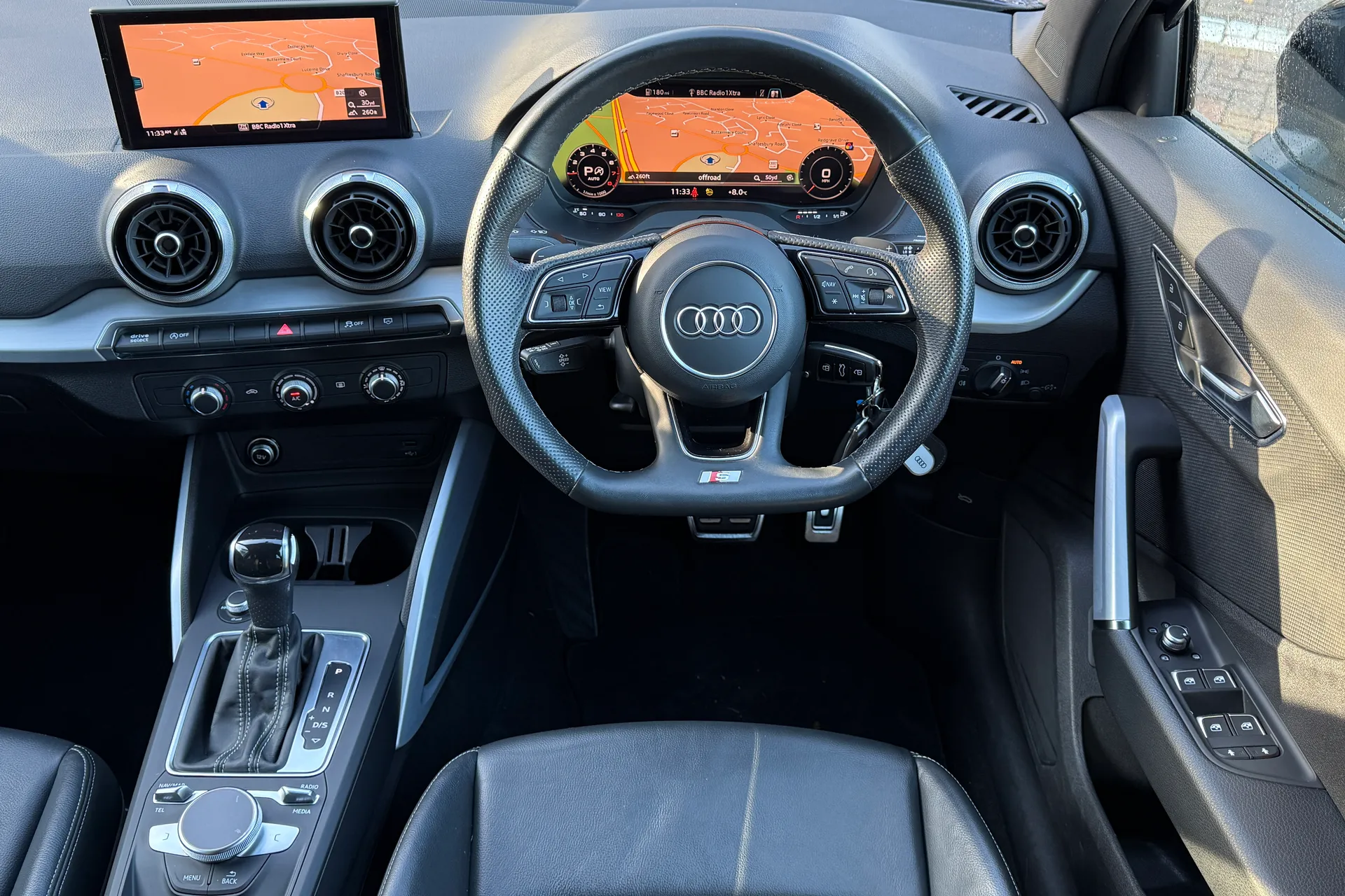 Audi Q2 thumbnail image number 39