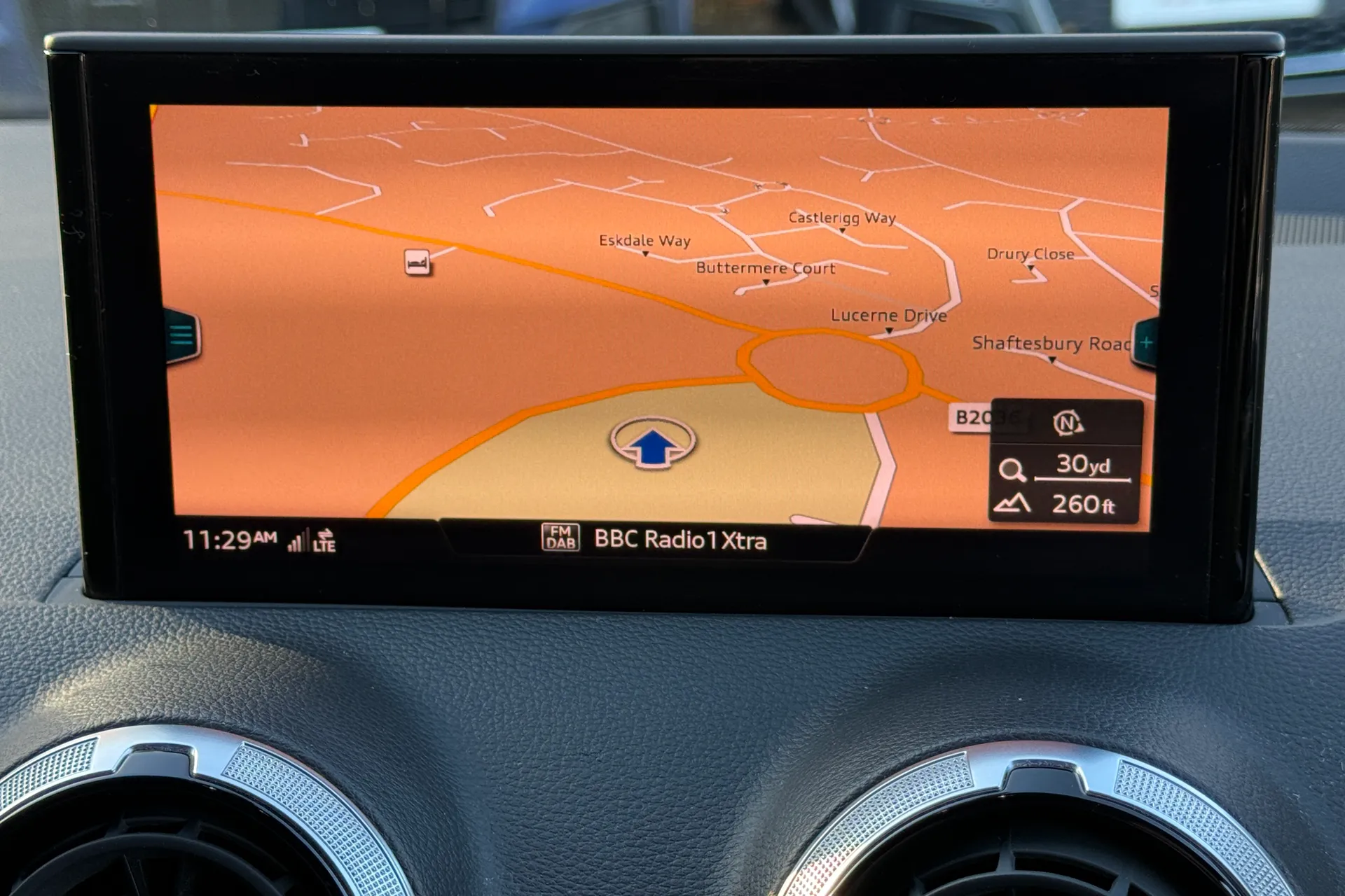 Audi Q2 thumbnail image number 6