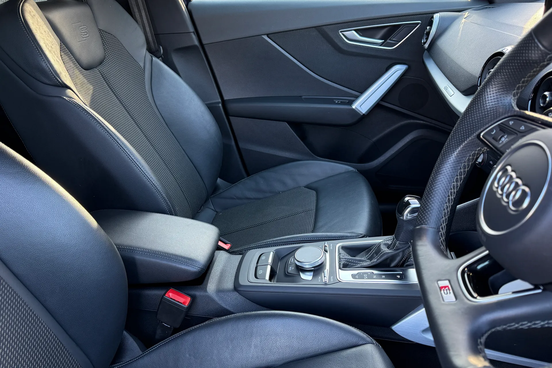 Audi Q2 thumbnail image number 47