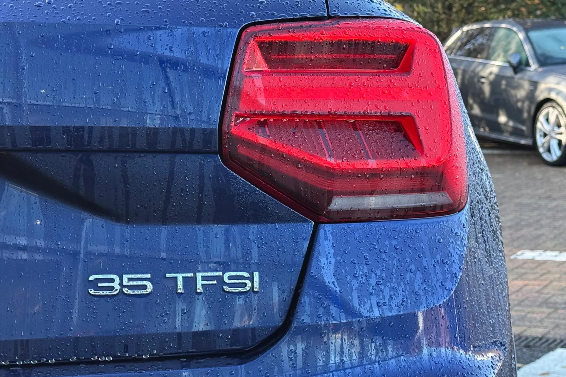 Audi Q2 thumbnail image number 31