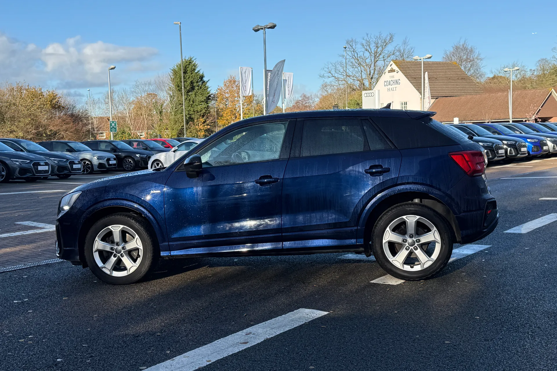 Audi Q2 thumbnail image number 15