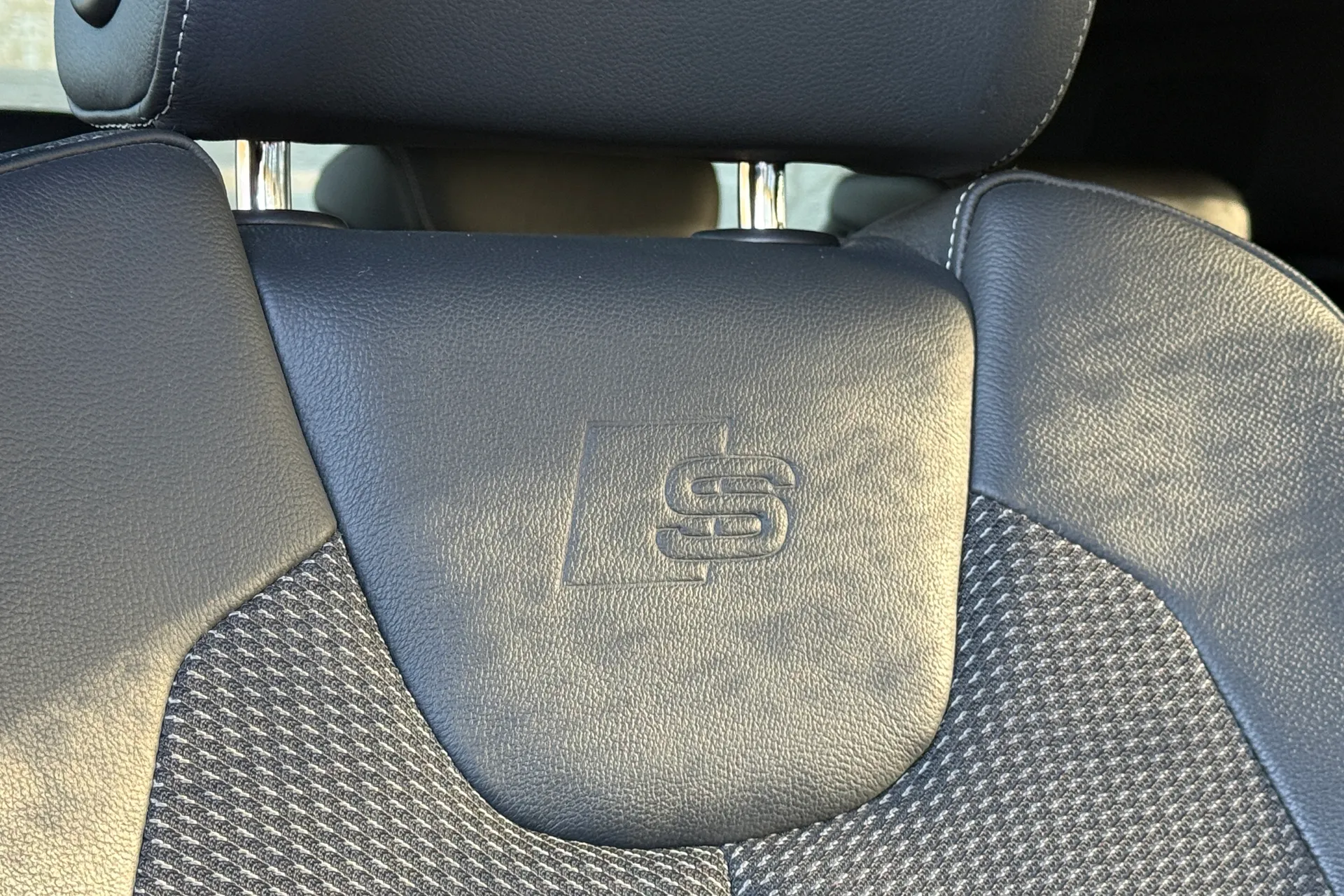 Audi Q2 thumbnail image number 53