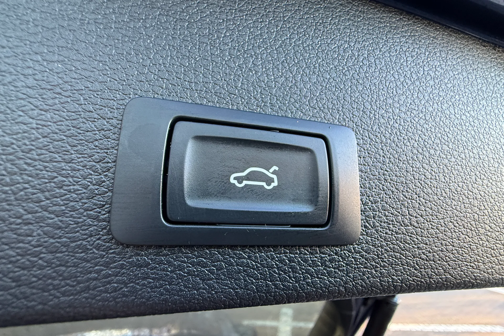 Audi Q2 thumbnail image number 27