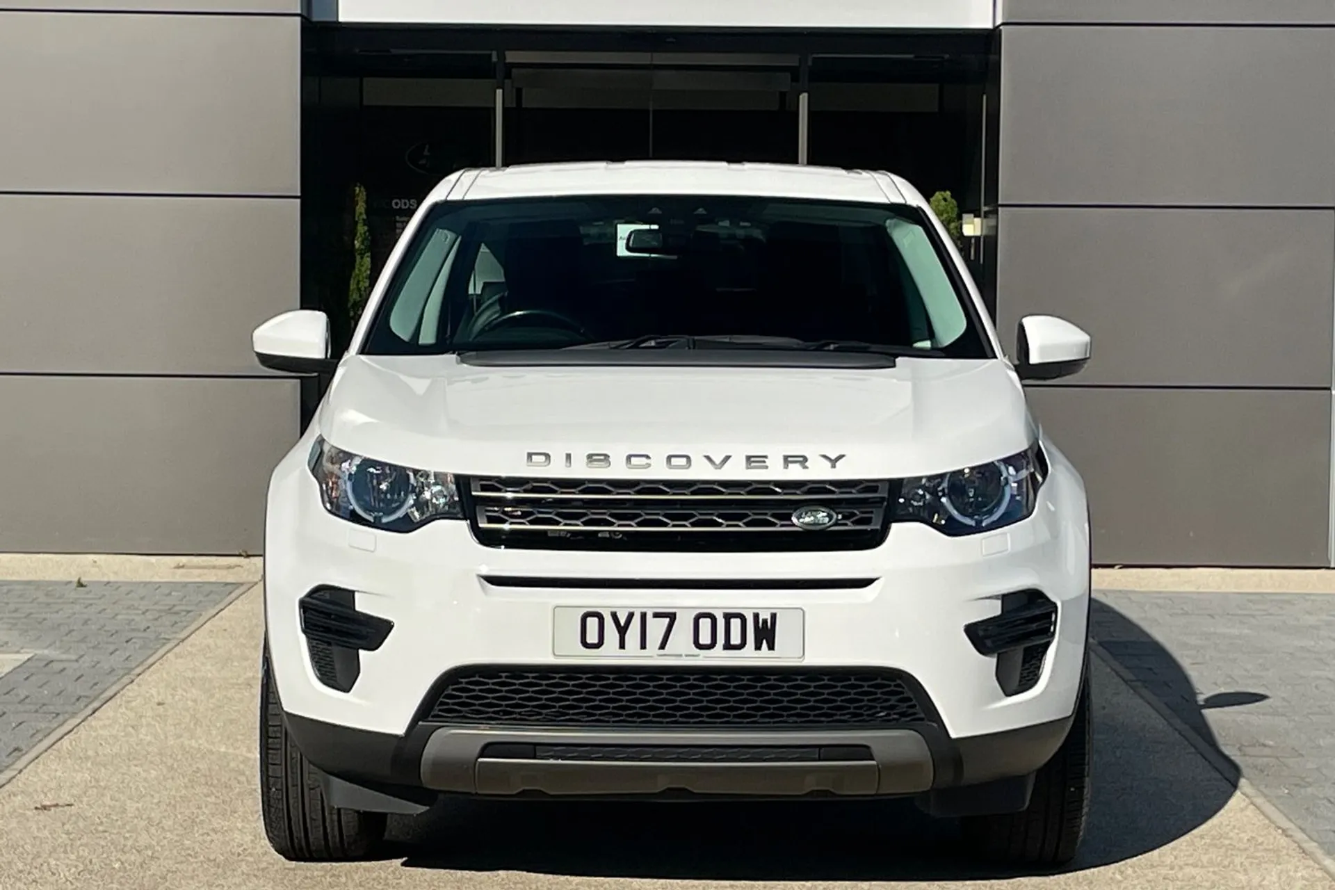 LAND ROVER DISCOVERY SPORT thumbnail image number 11