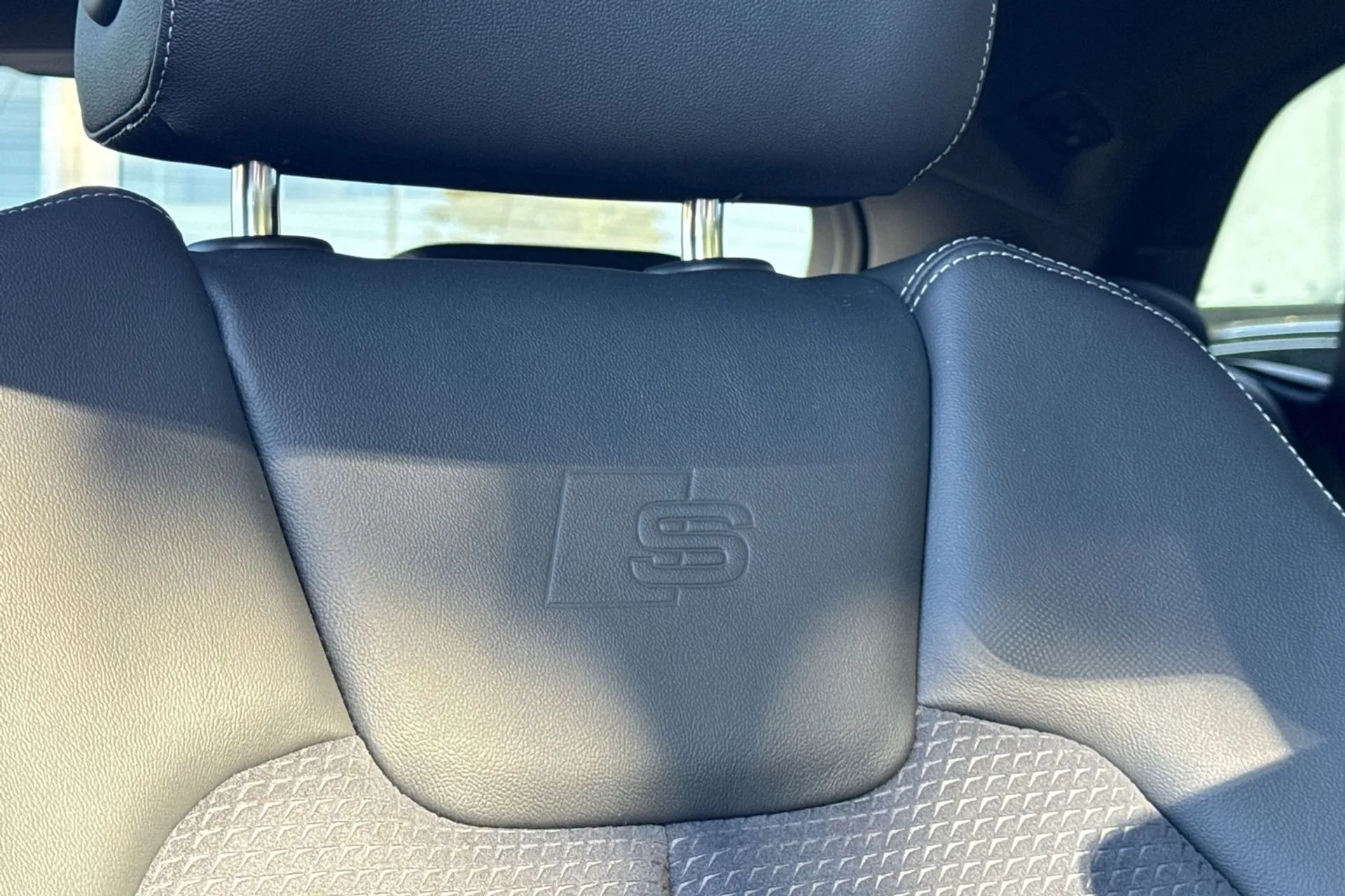 Audi Q5 thumbnail image number 45