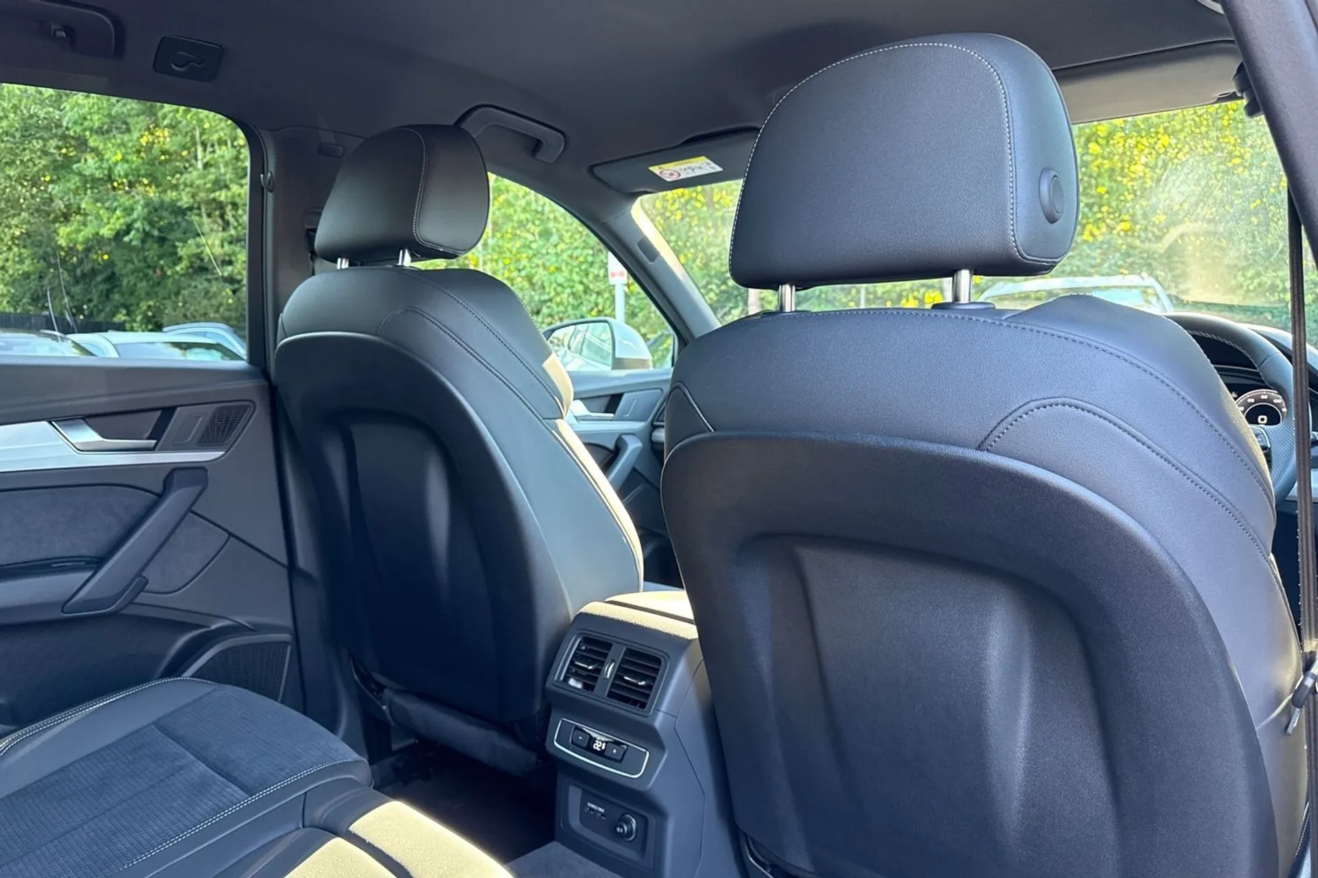 Audi Q5 thumbnail image number 23