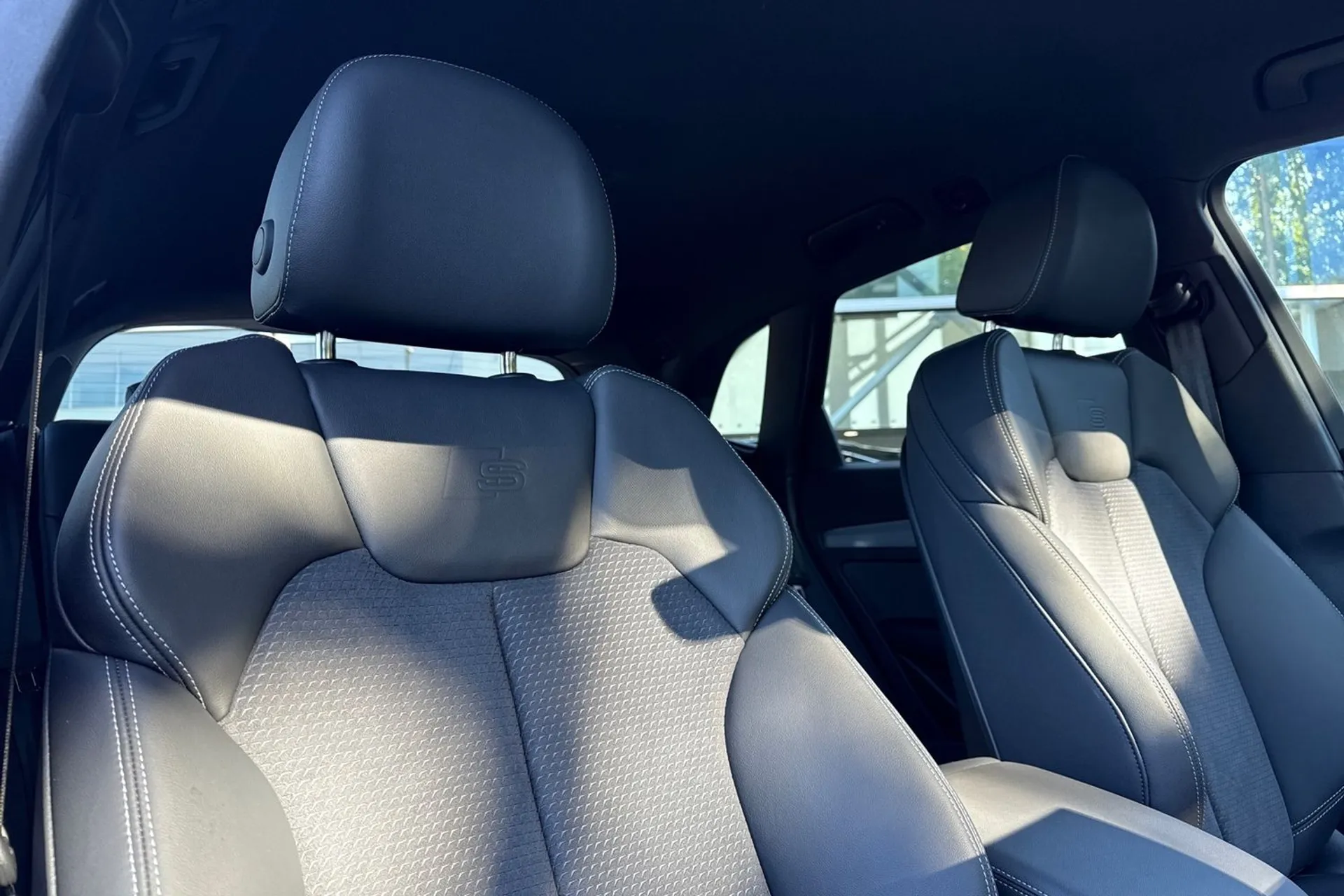 Audi Q5 thumbnail image number 48