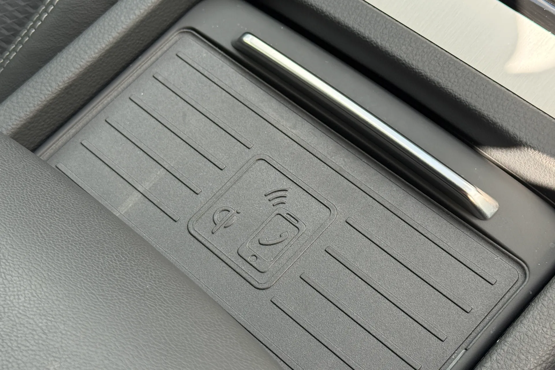 Audi Q5 thumbnail image number 10