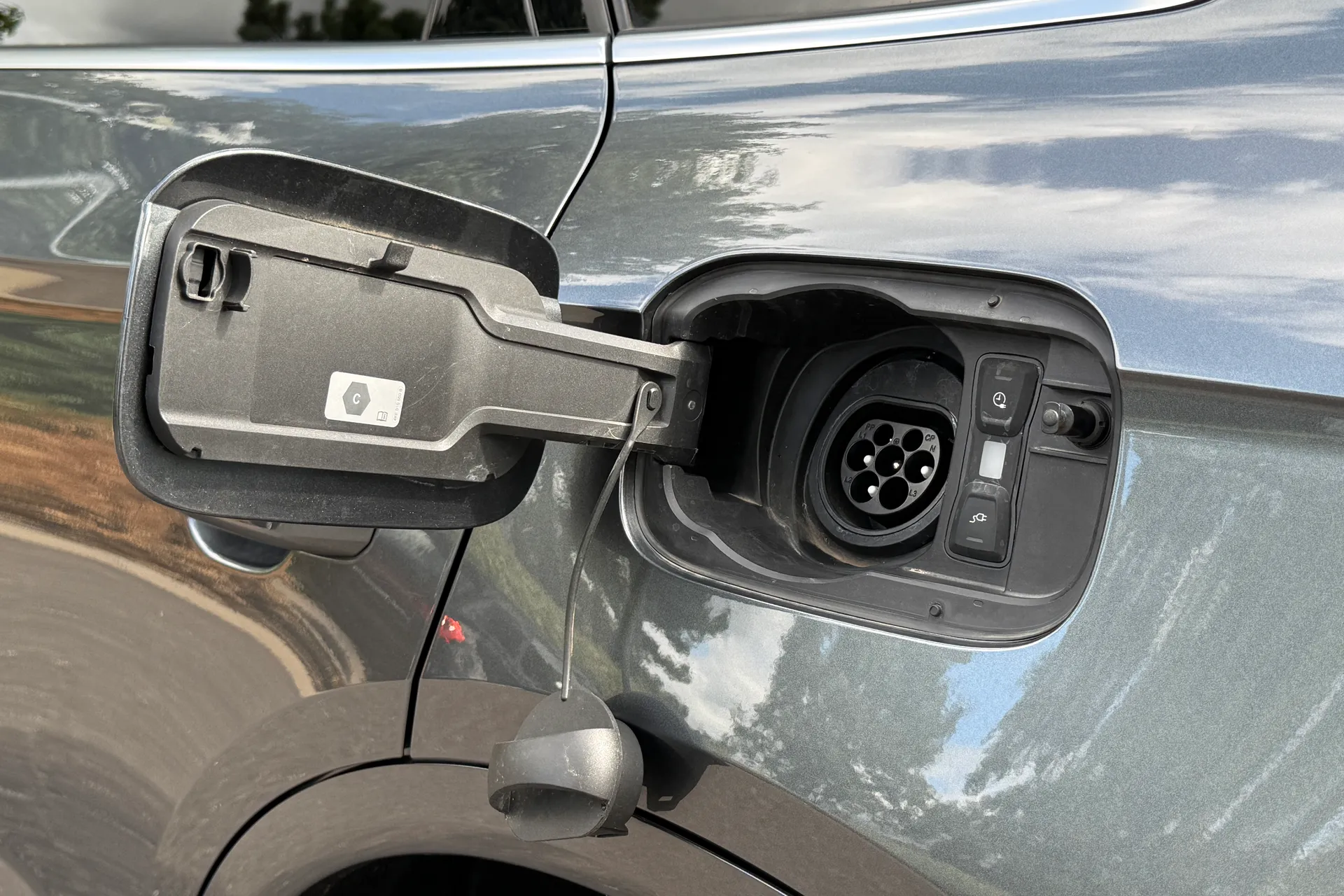 Audi Q5 thumbnail image number 26