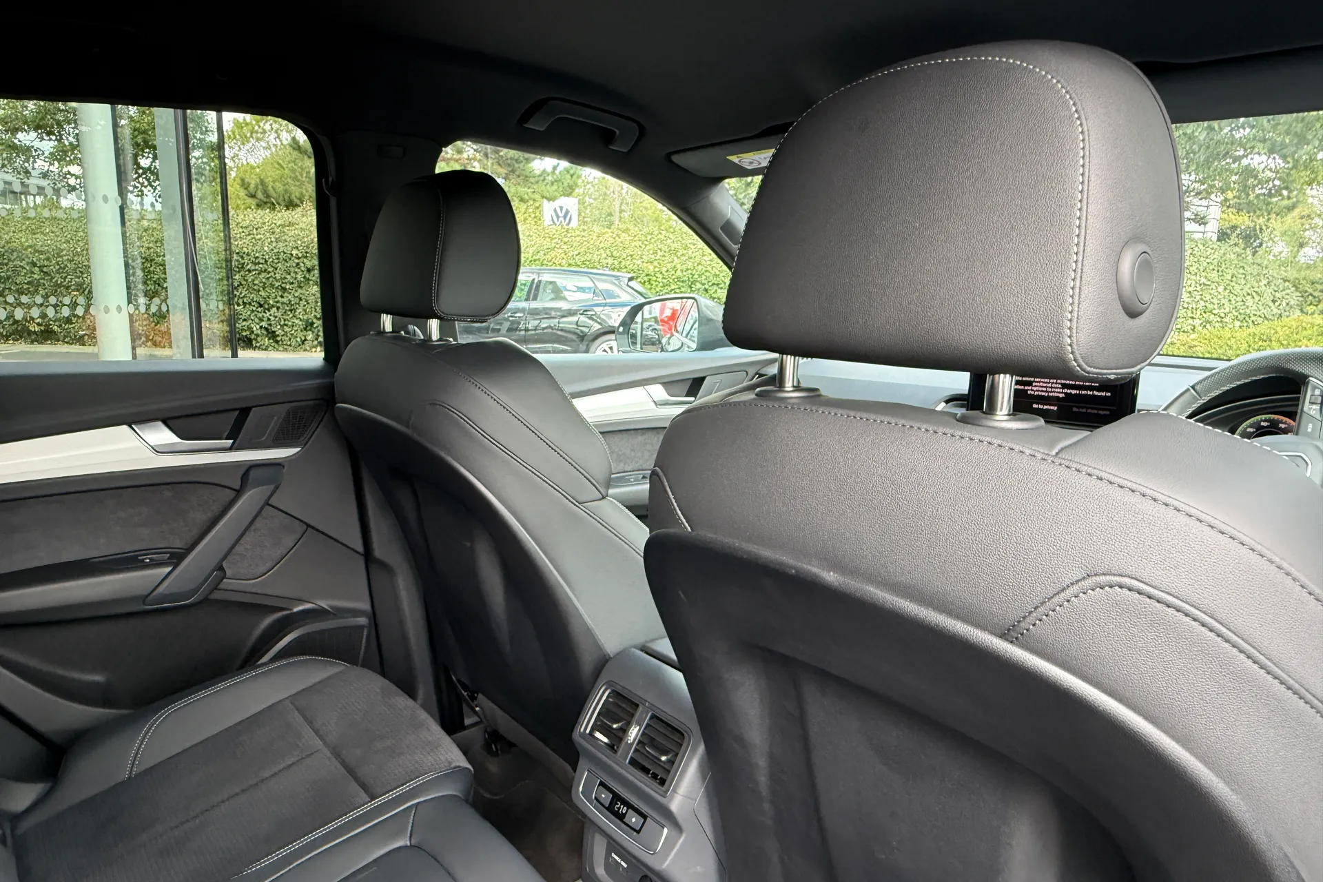 Audi Q5 thumbnail image number 46